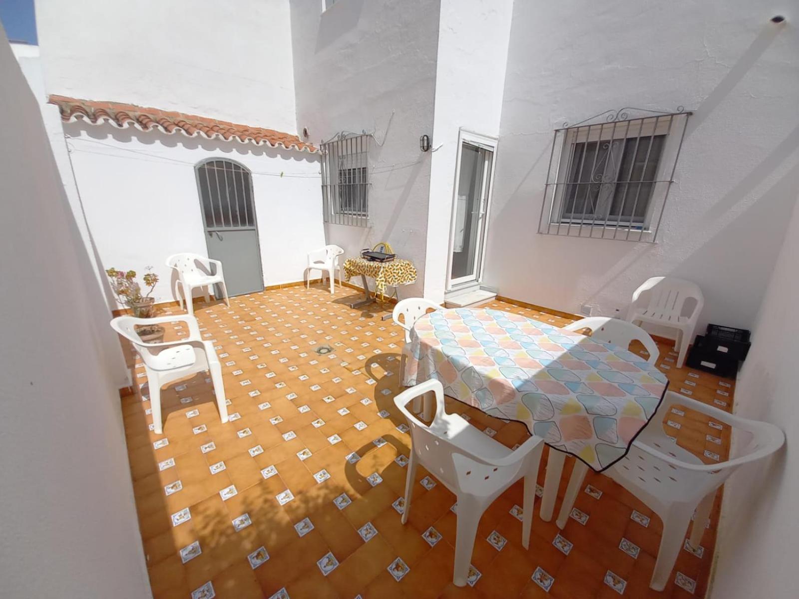 Casa con PATIO en el centro de la Ciudad photo 1