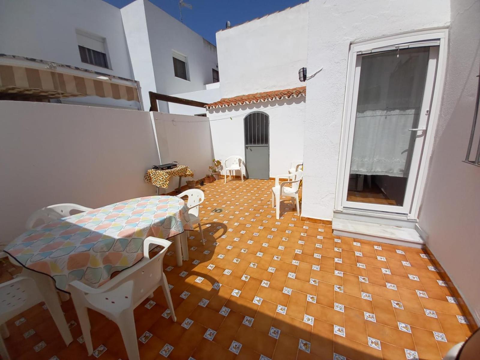 Casa con PATIO en el centro de la Ciudad photo 4