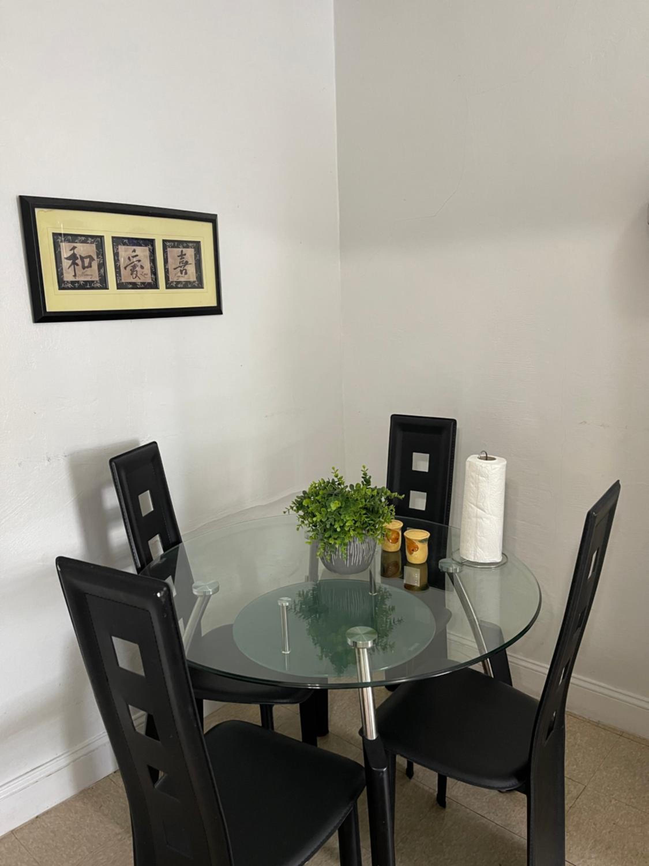 Gallo Condo 33/downtown/8st