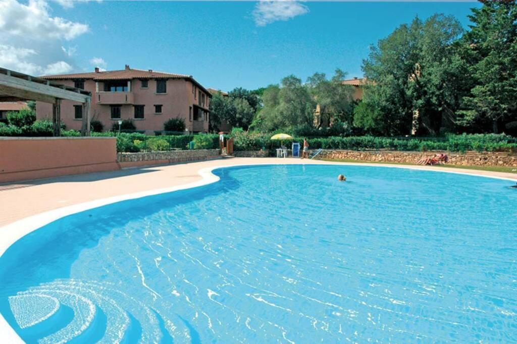 Bilocale ristrutturato con piscina. Spiagge vicine. photo 2