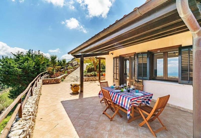 Villa dei Mori view 4