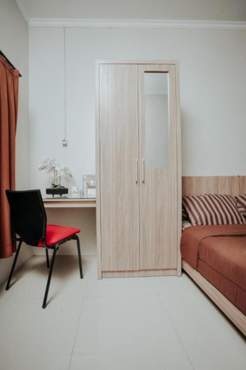 D'Paragon Cerry