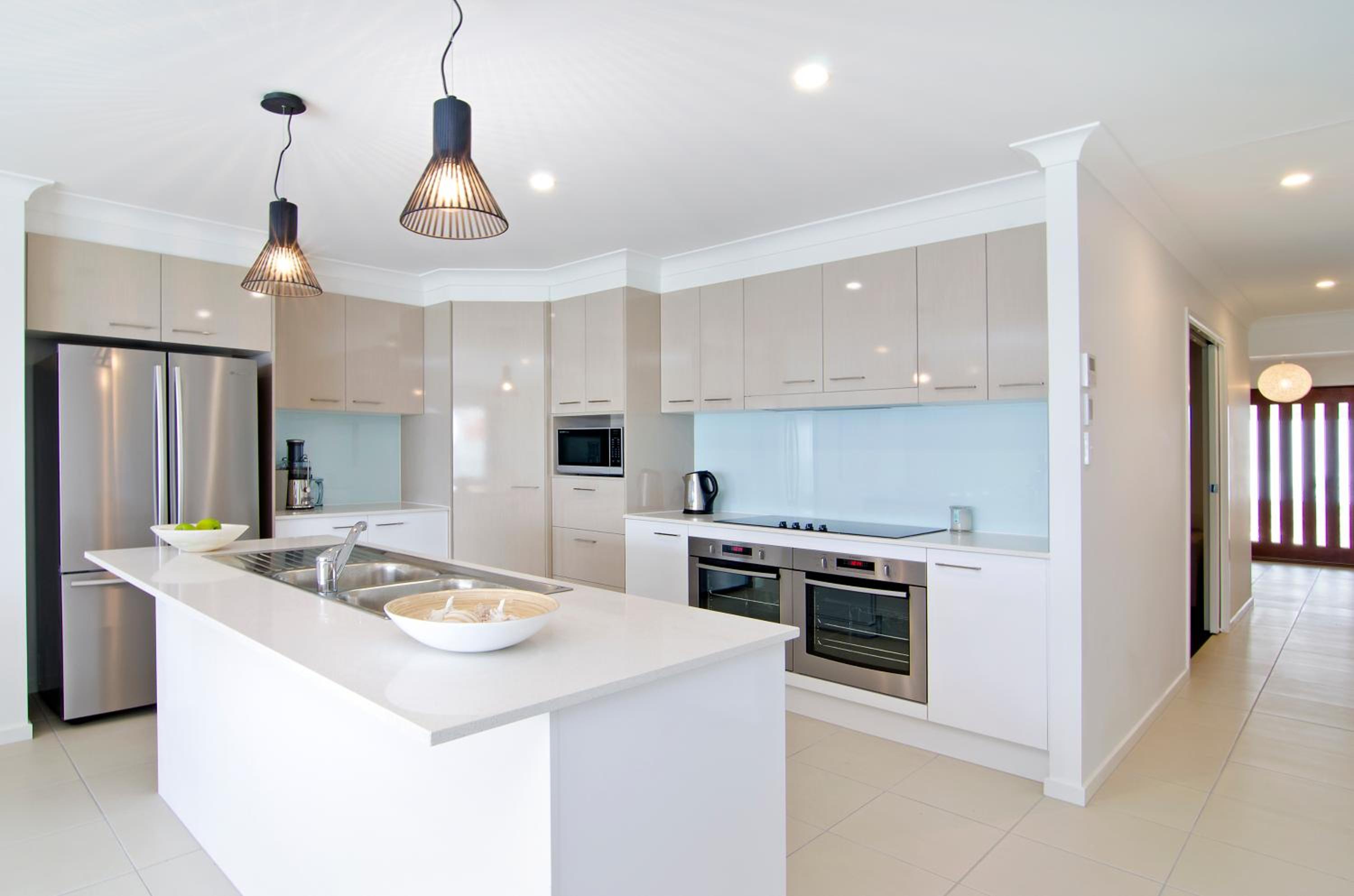 Sentosa on Tugun - Beachfront 5 Bedroom