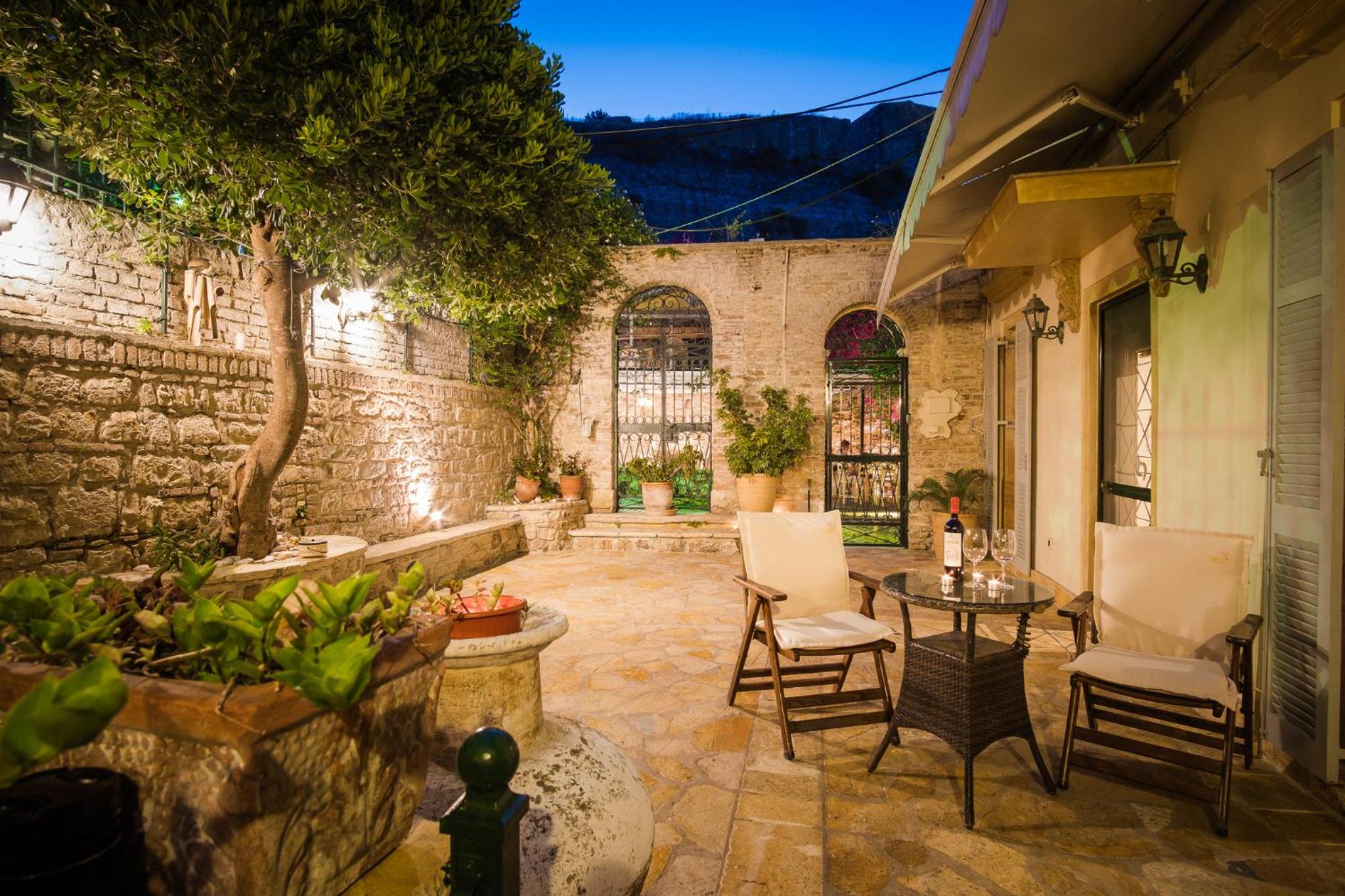 New Fortress Home & Garden