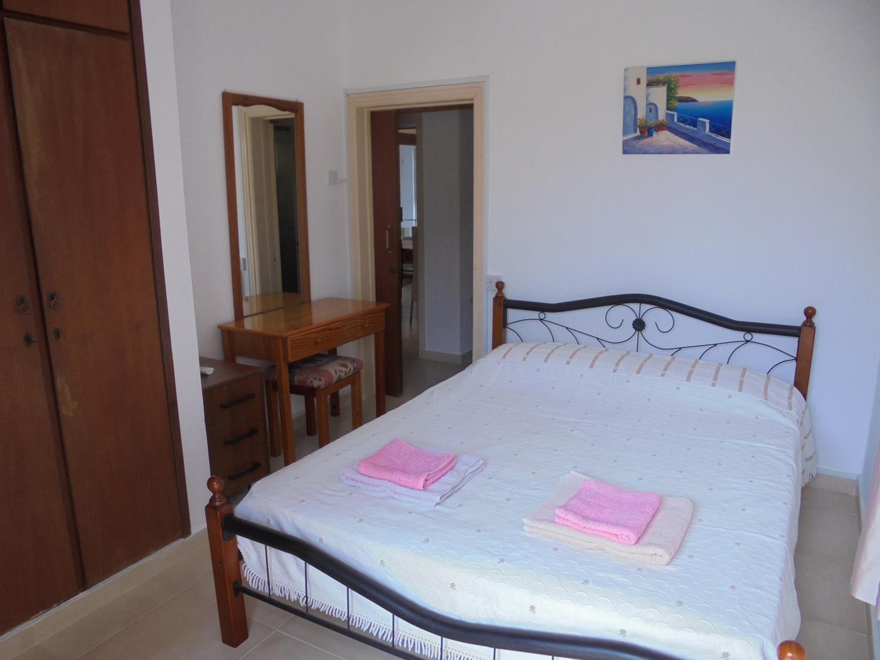 Niki Court Holiday Apartments
