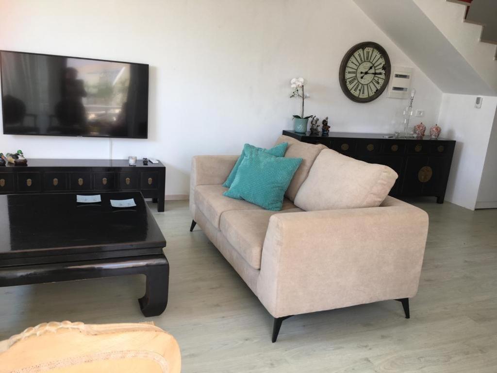 White Rocks Villa Dhermi photo 2