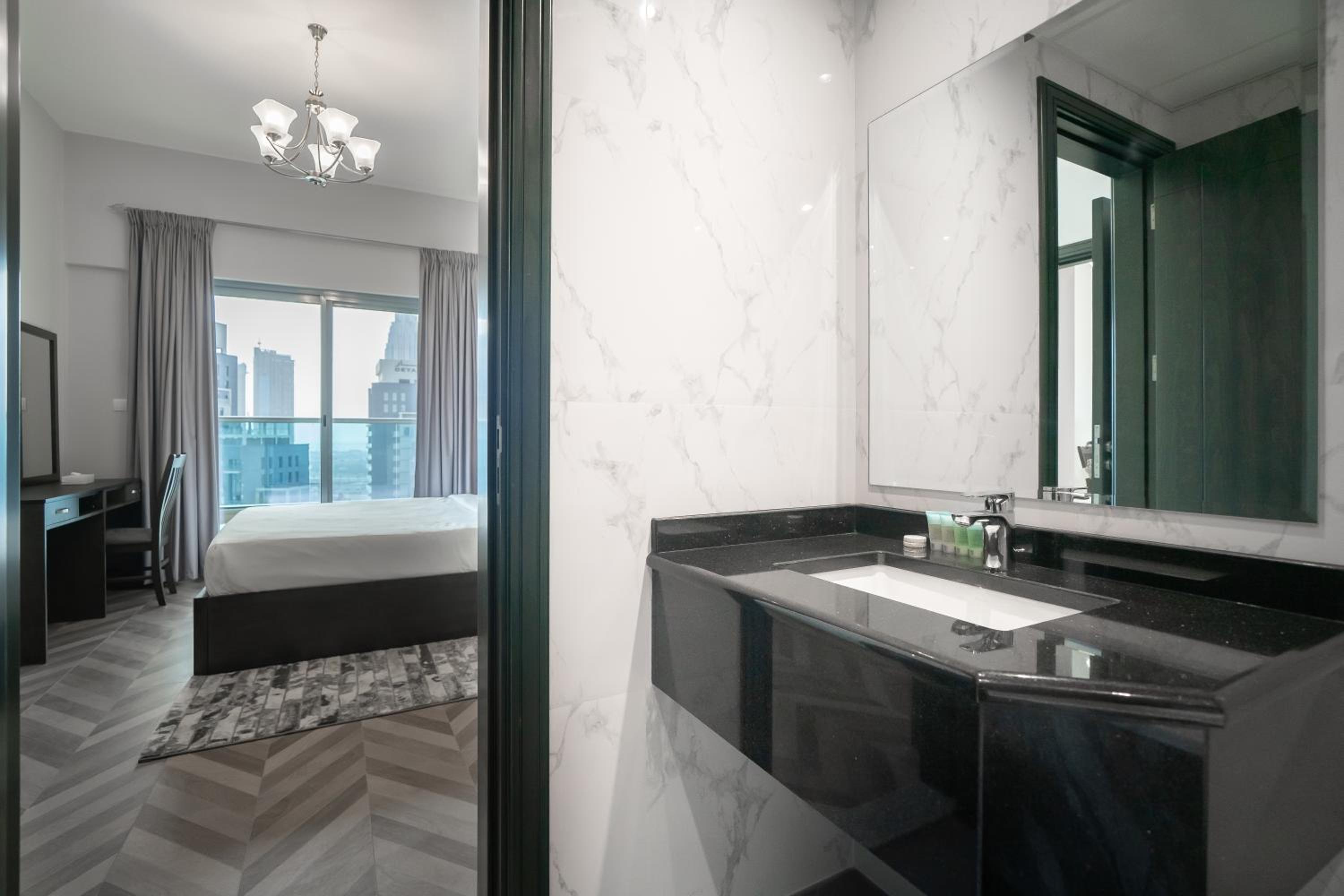 Luton Vacation Homes - Elite Business Bay Residence
