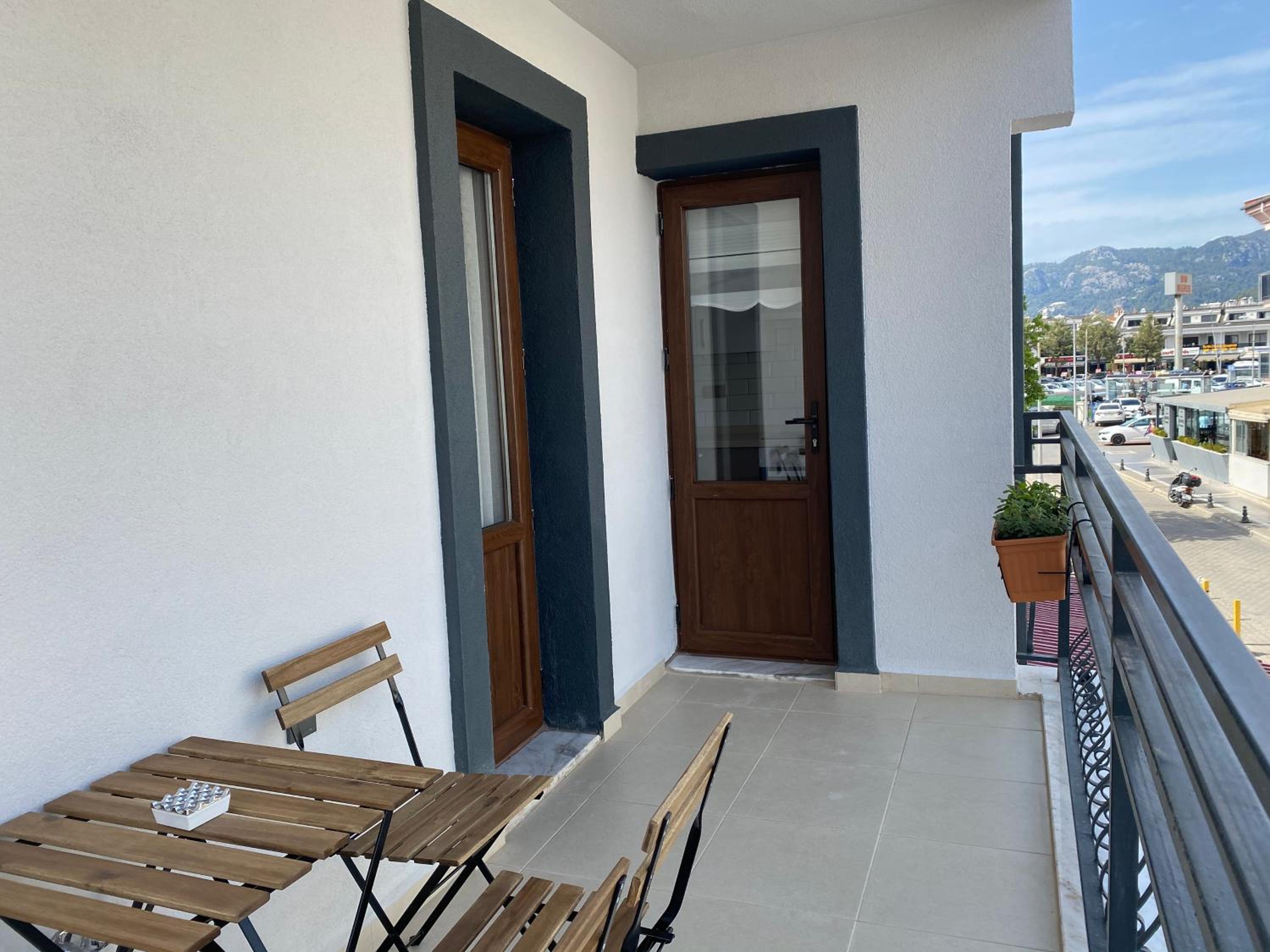City Suites
