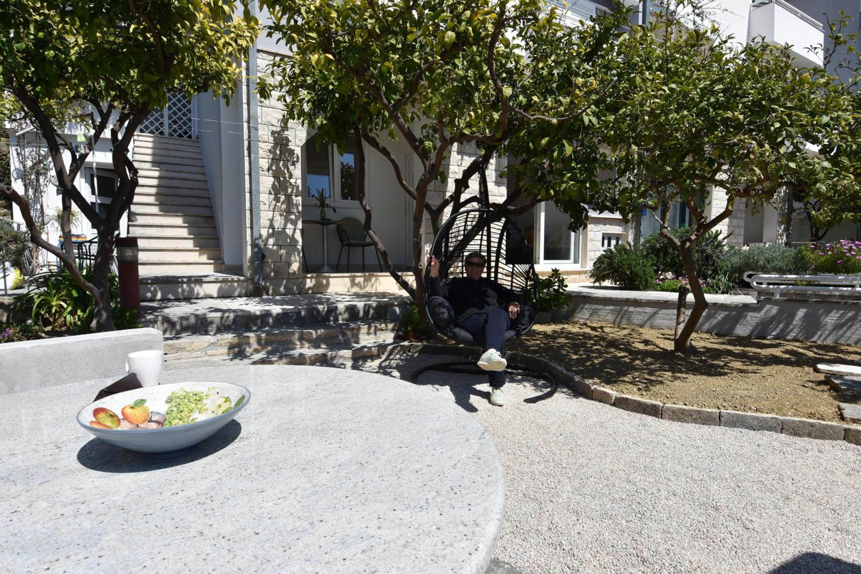 Photo 11