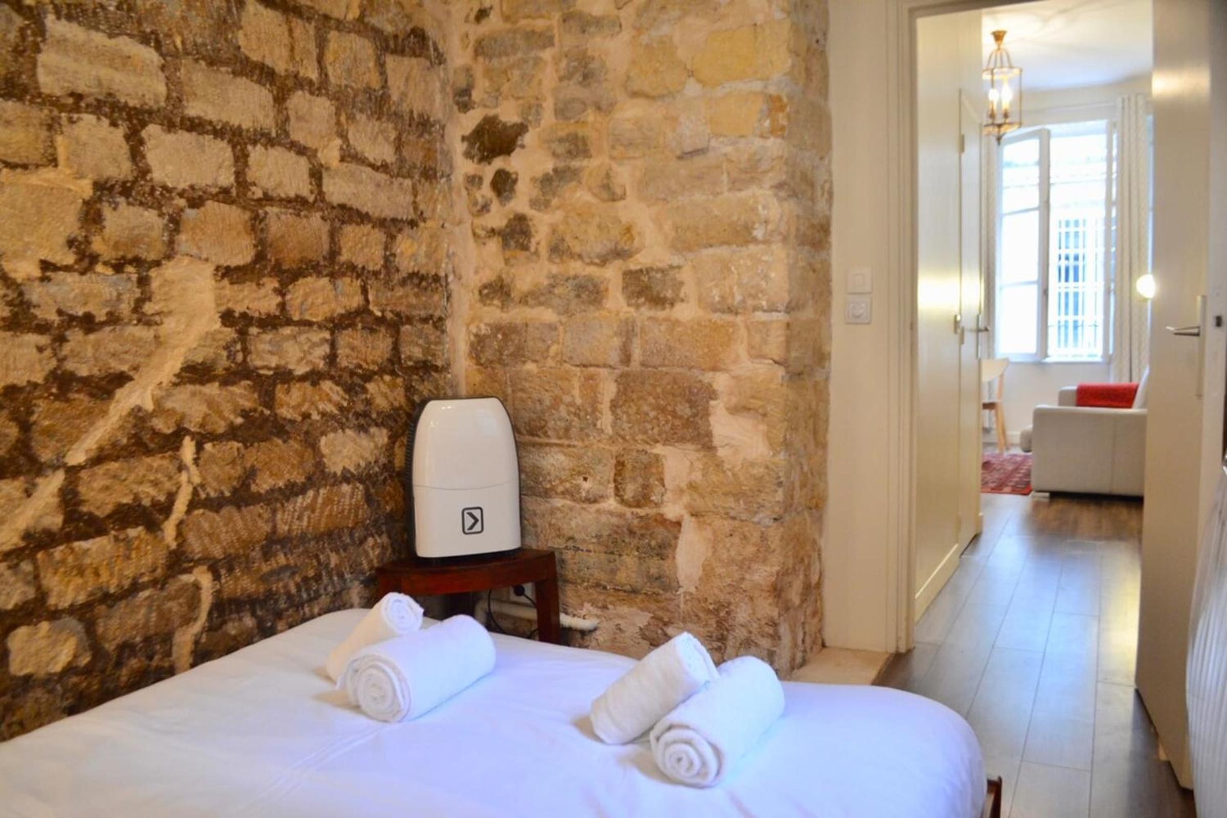 1 Bedroom Apartment in the Heart of the Marais area