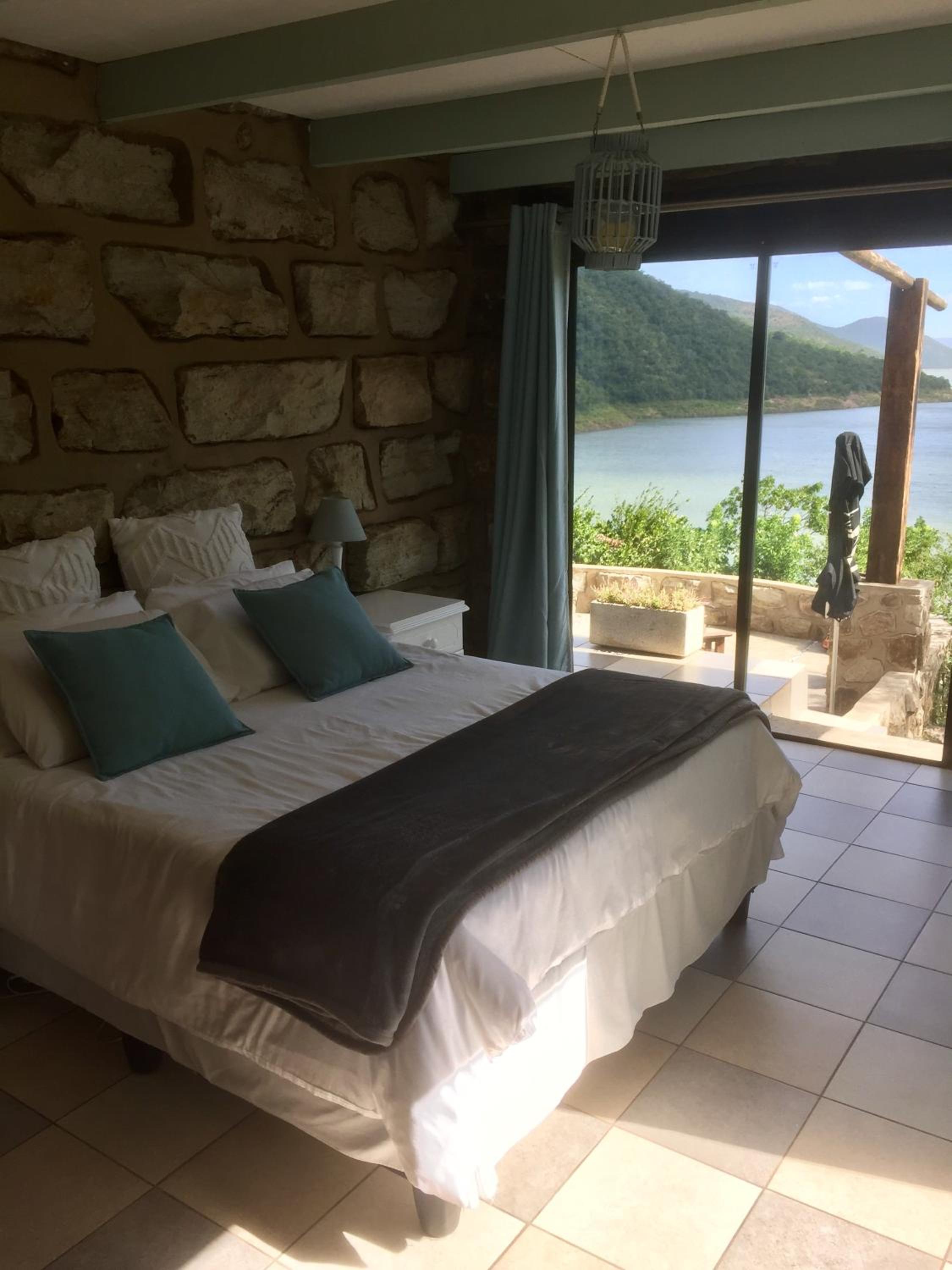 Cycad Rock Fishing Lodge
