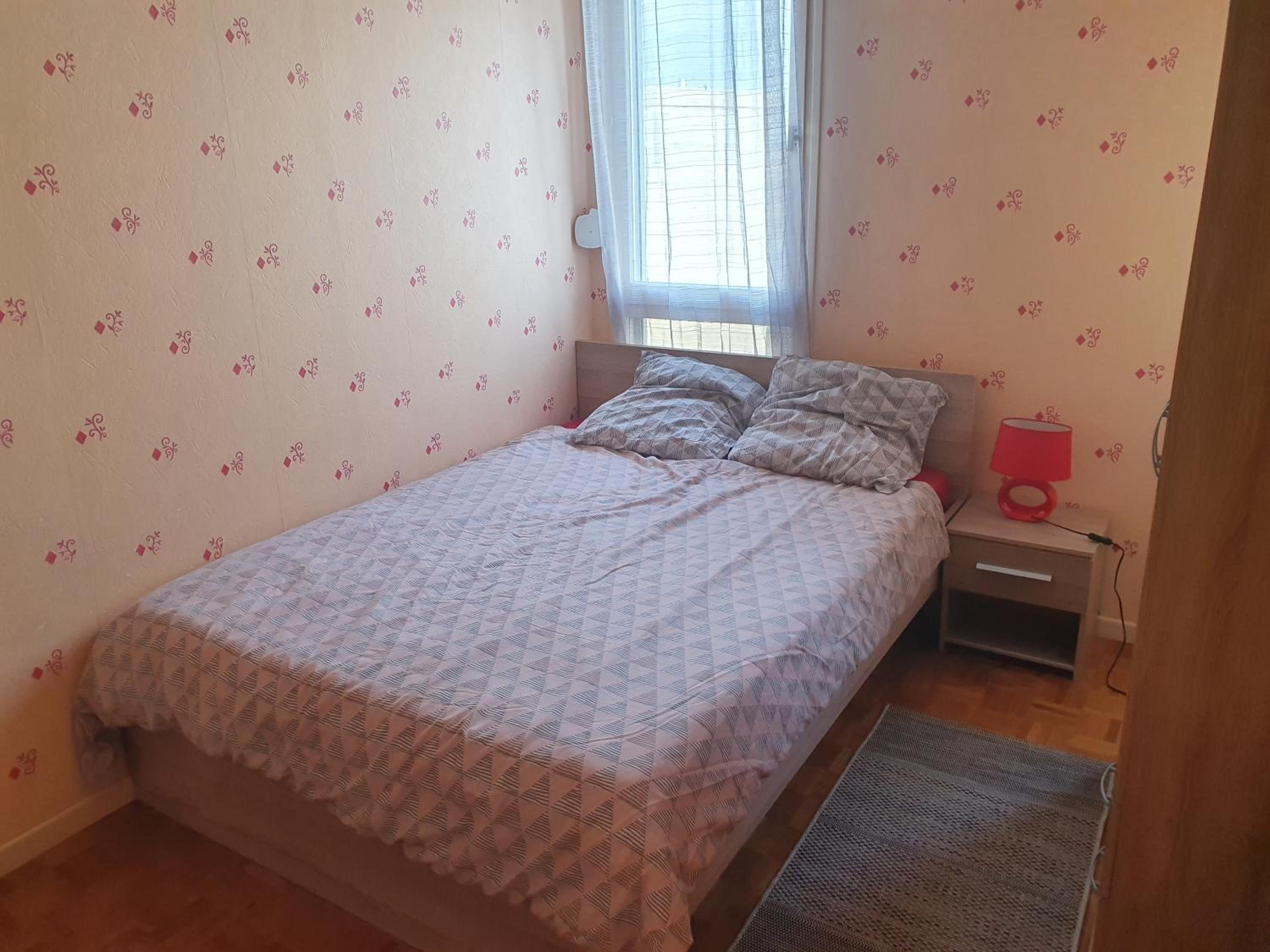 Dans grand appart de 113m2 proche Paris