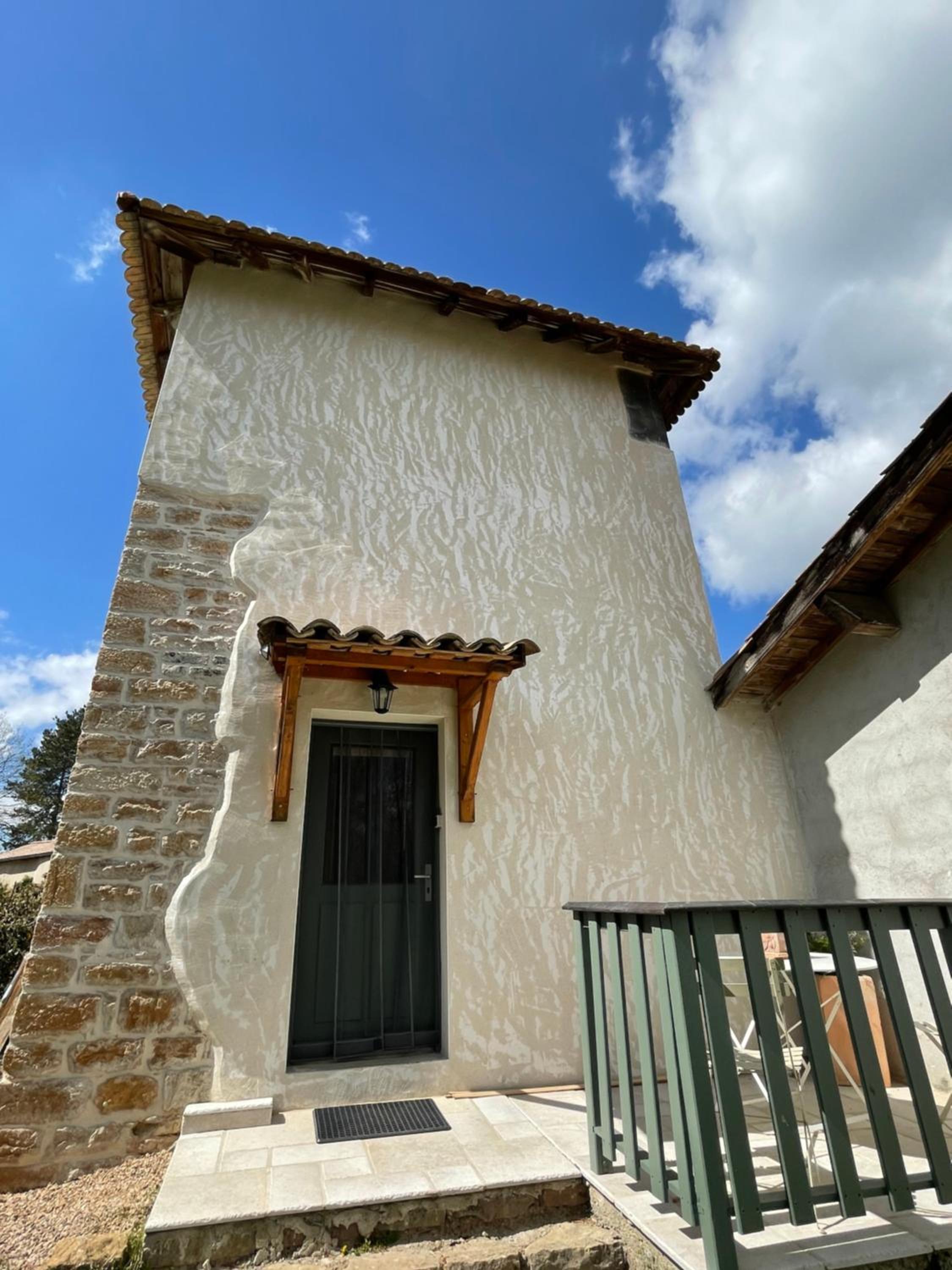 Le Moulin de Saint-Julien view 3