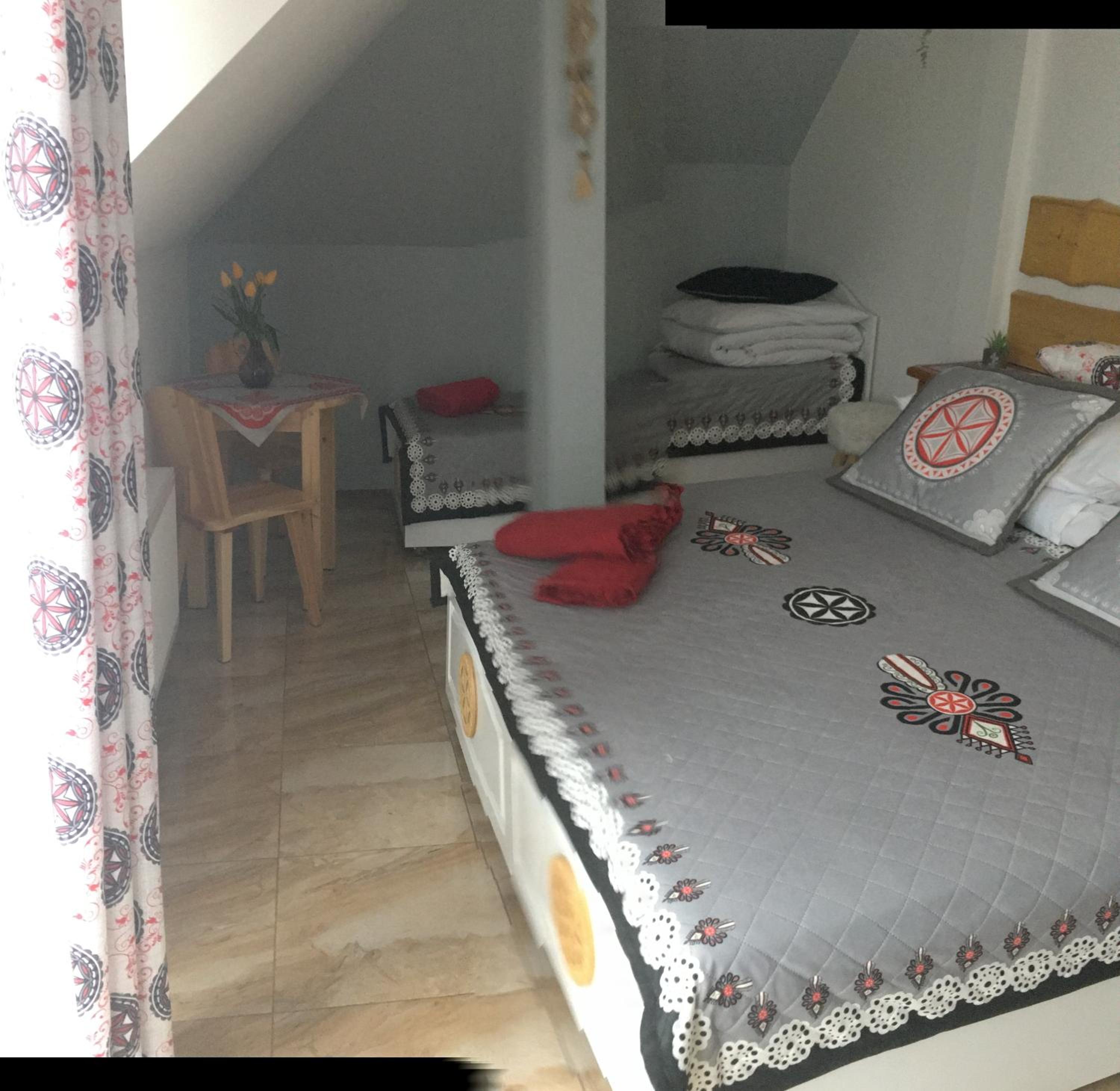 Photo 48