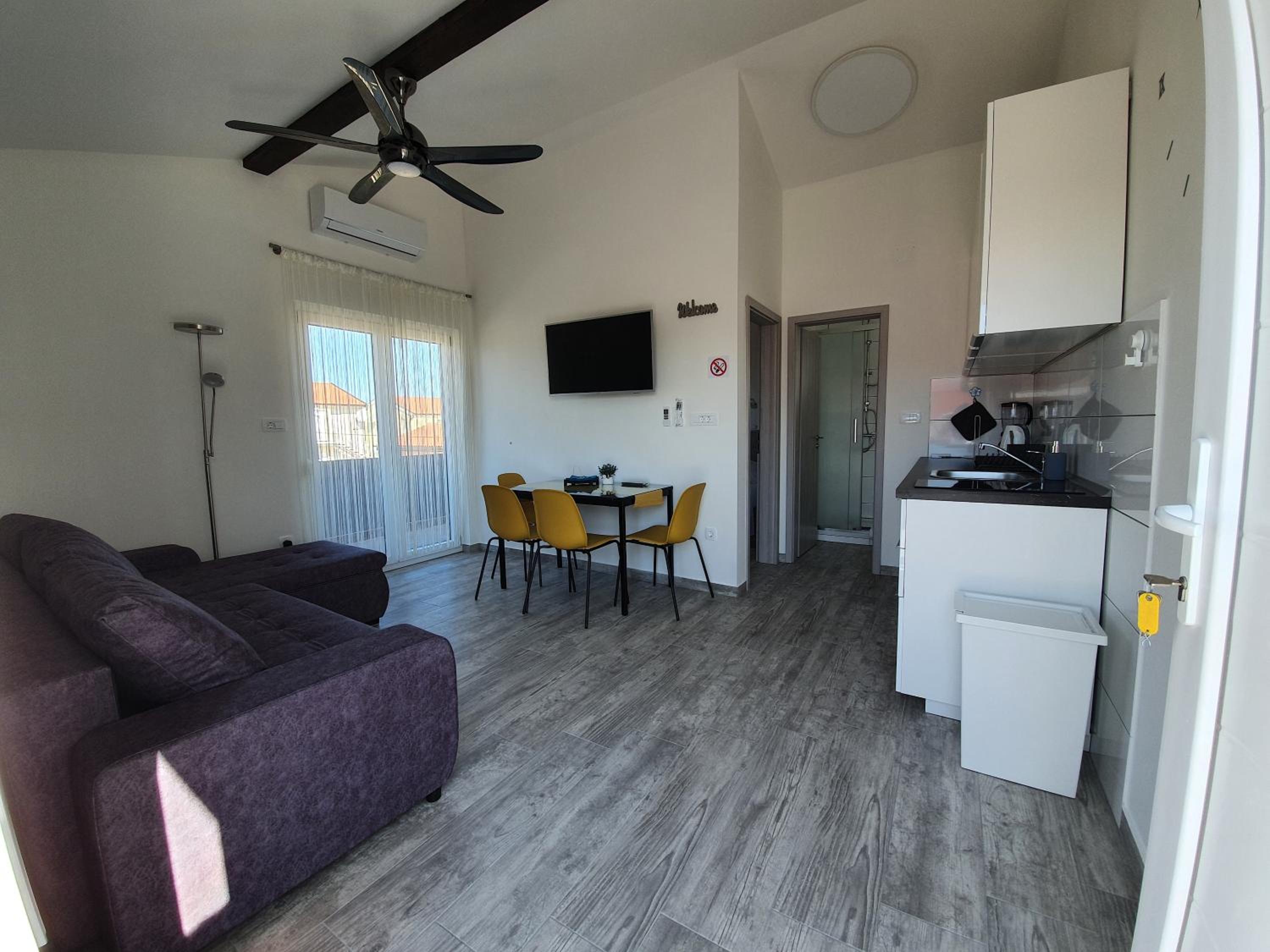 Apartmani Callista view 2