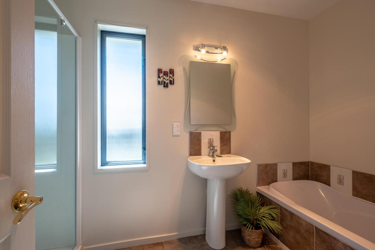 5 Hepburn Lane view 5