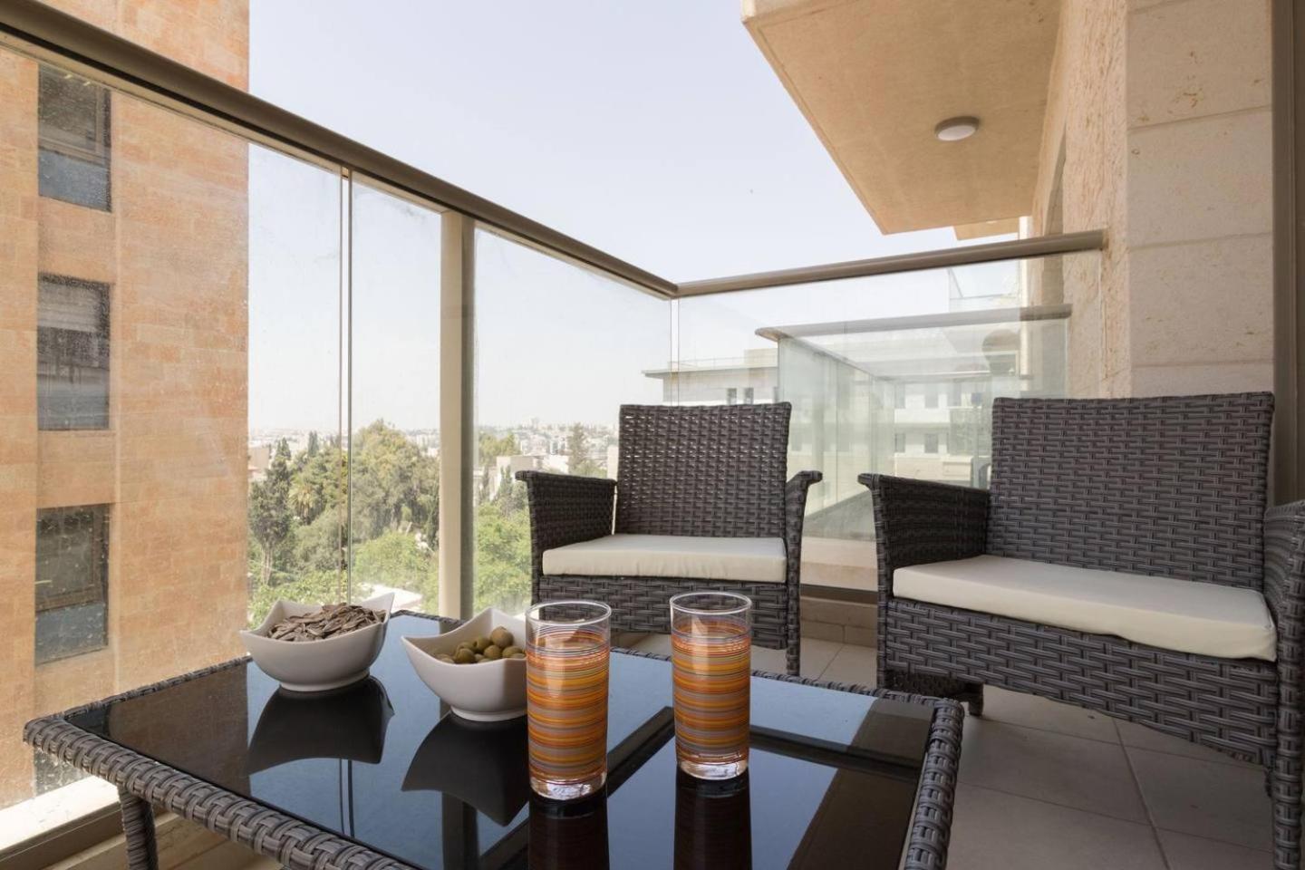 Stylish 2BR/Parking, View Over The Temple Mount