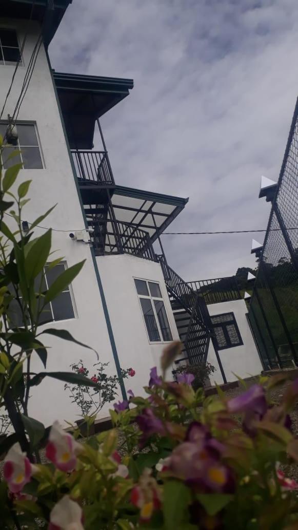 Villa sierra sky