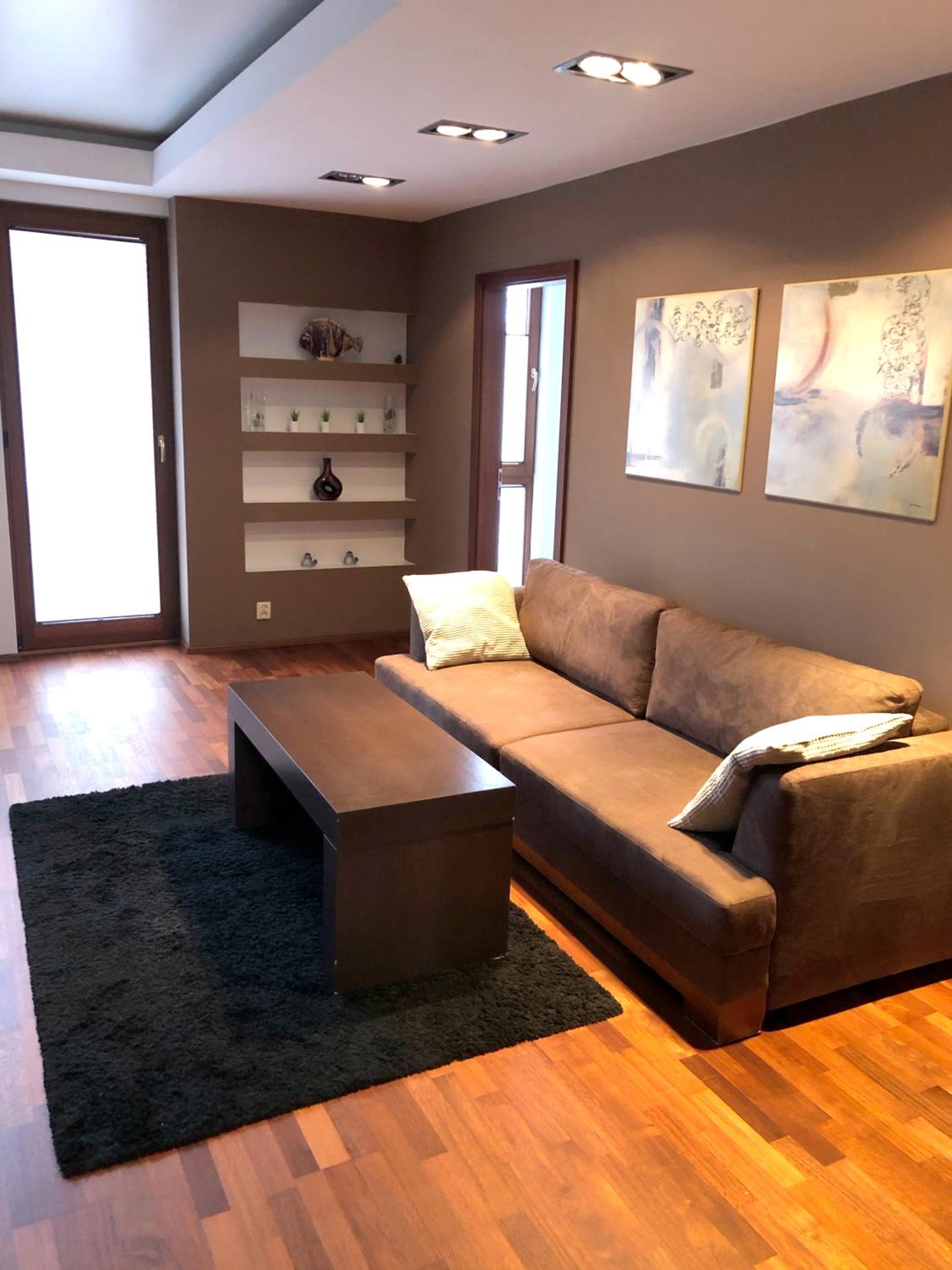 Golden Sun Apartments view 2