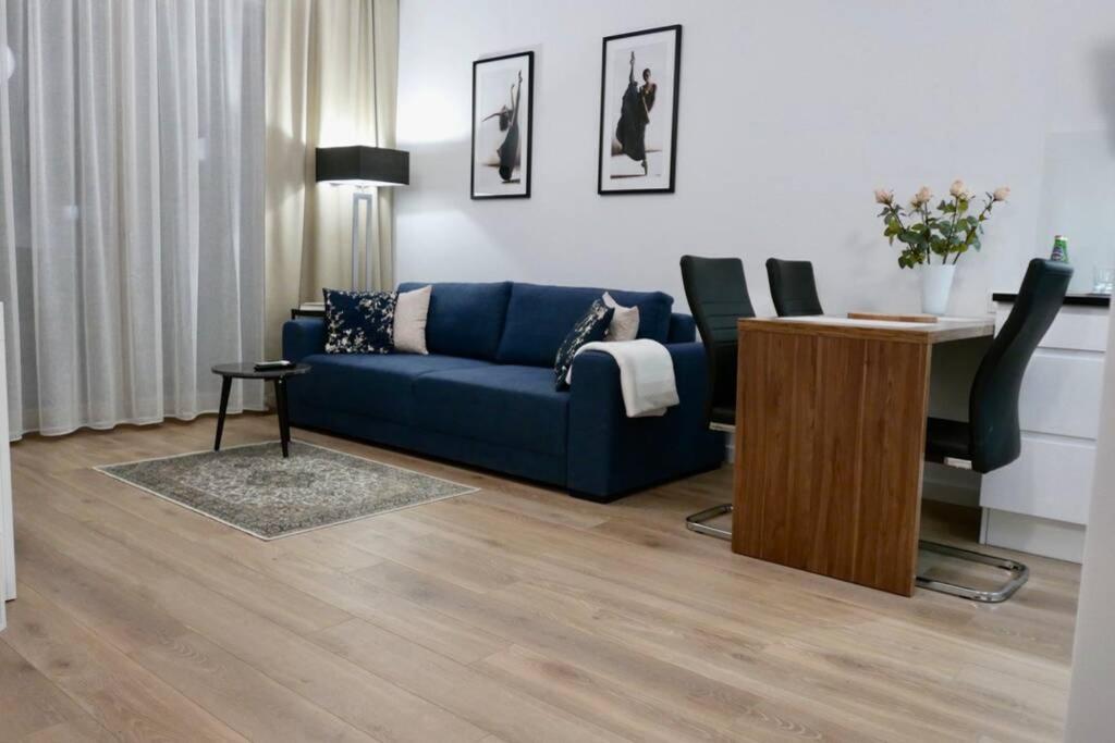 Oś Królewska - Modern Apartment in Wilanów view 2