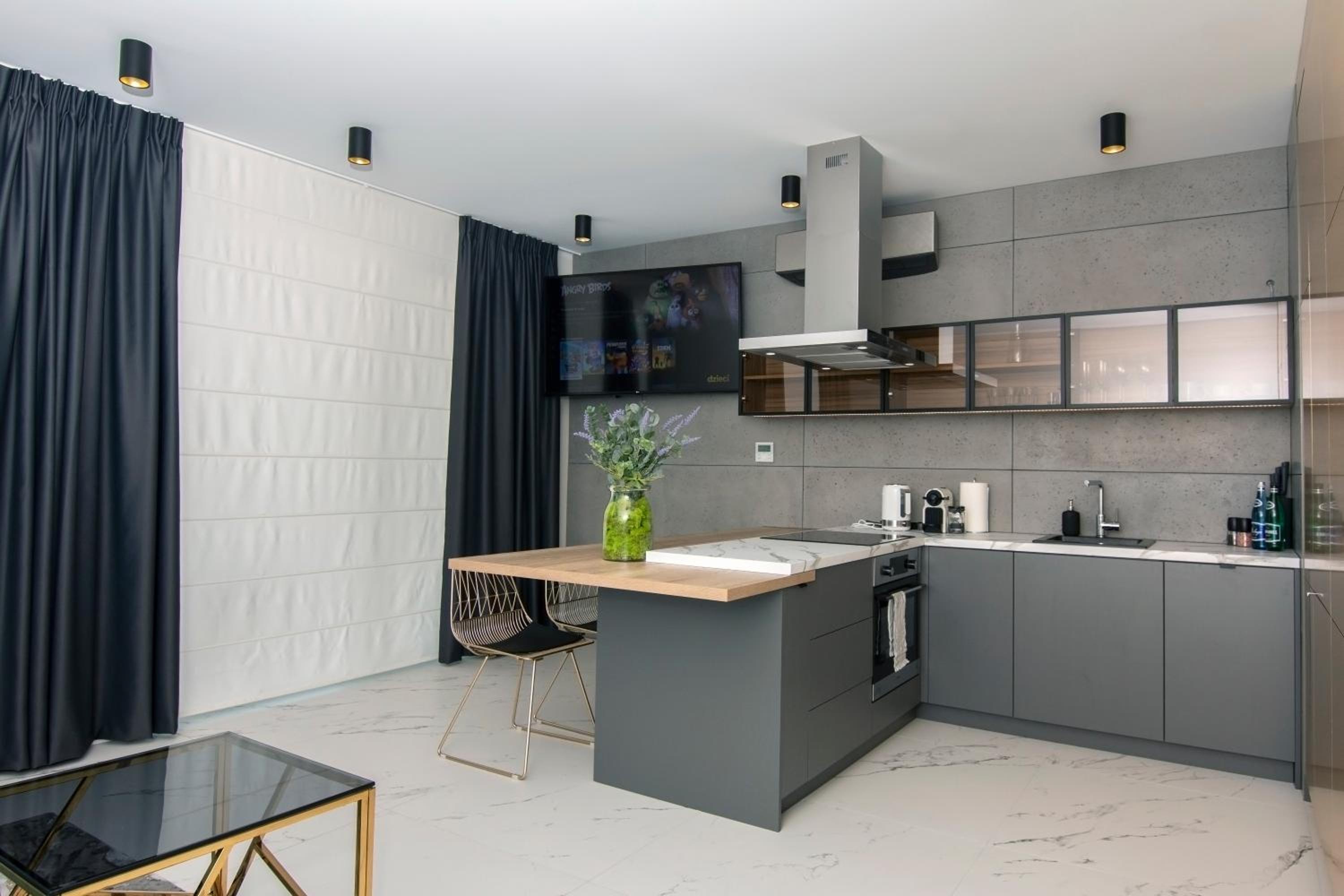 EL Apartments - Aries view 5