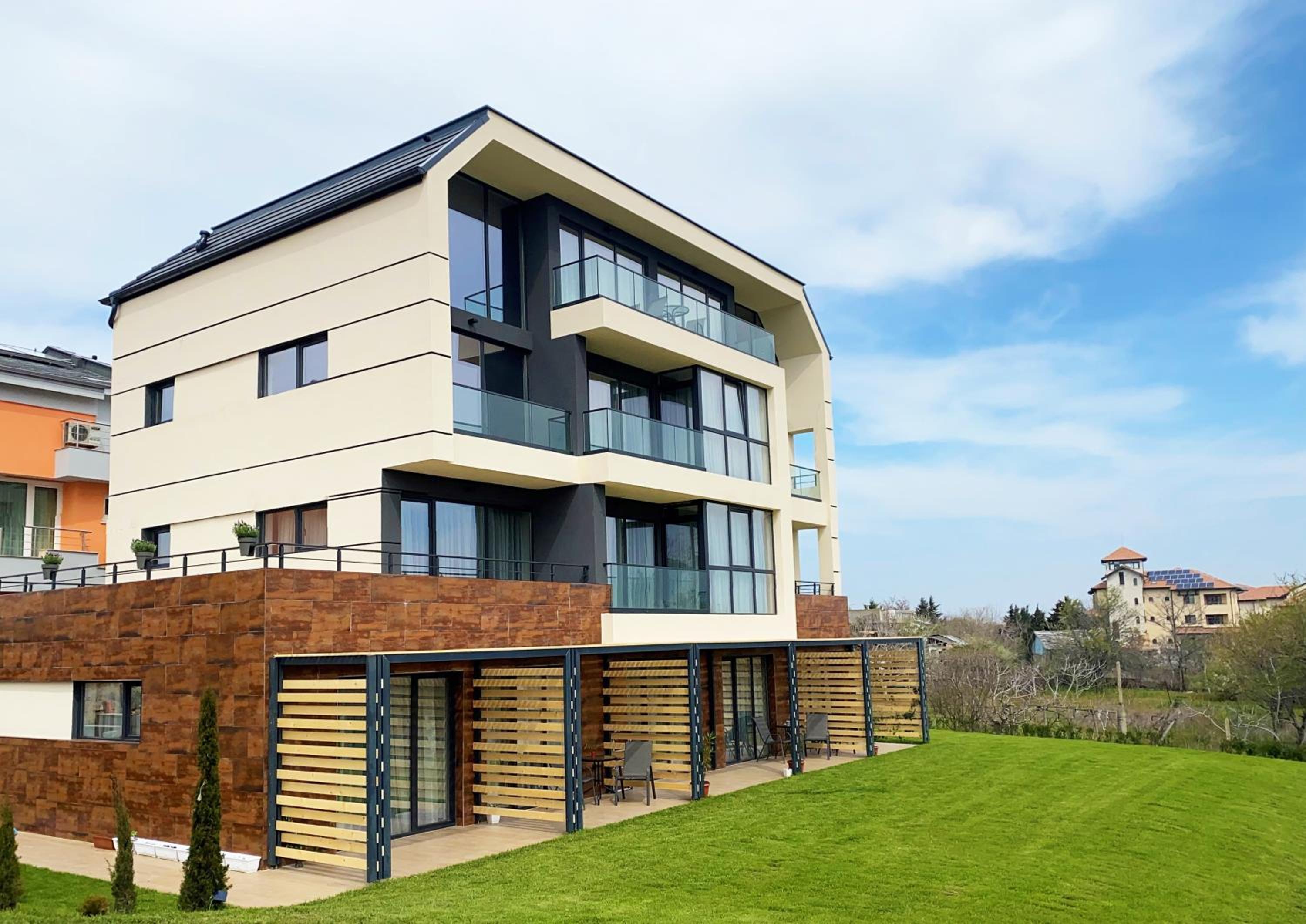 D&N Apartments Sinemorets
