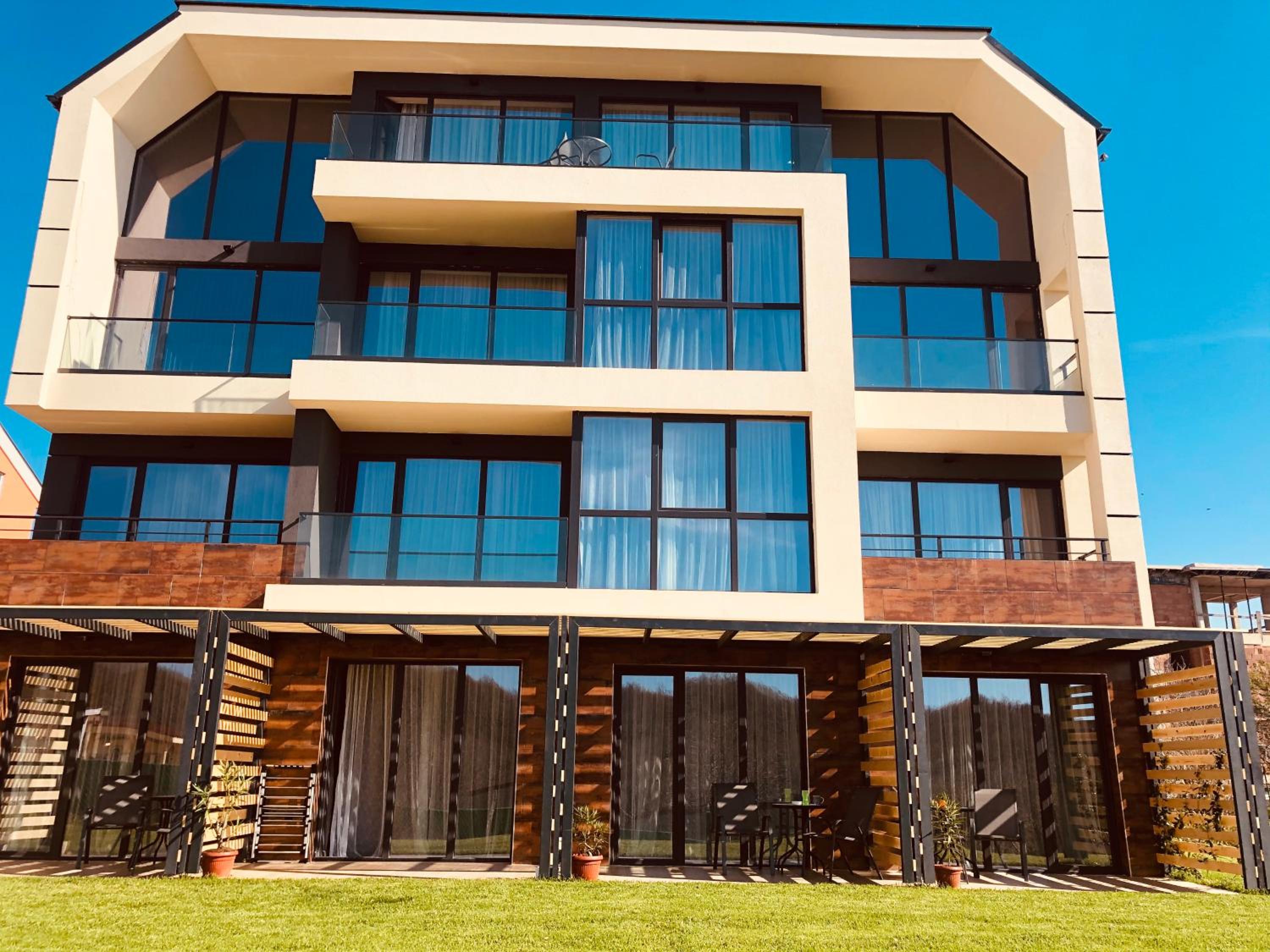 D&N Apartments Sinemorets