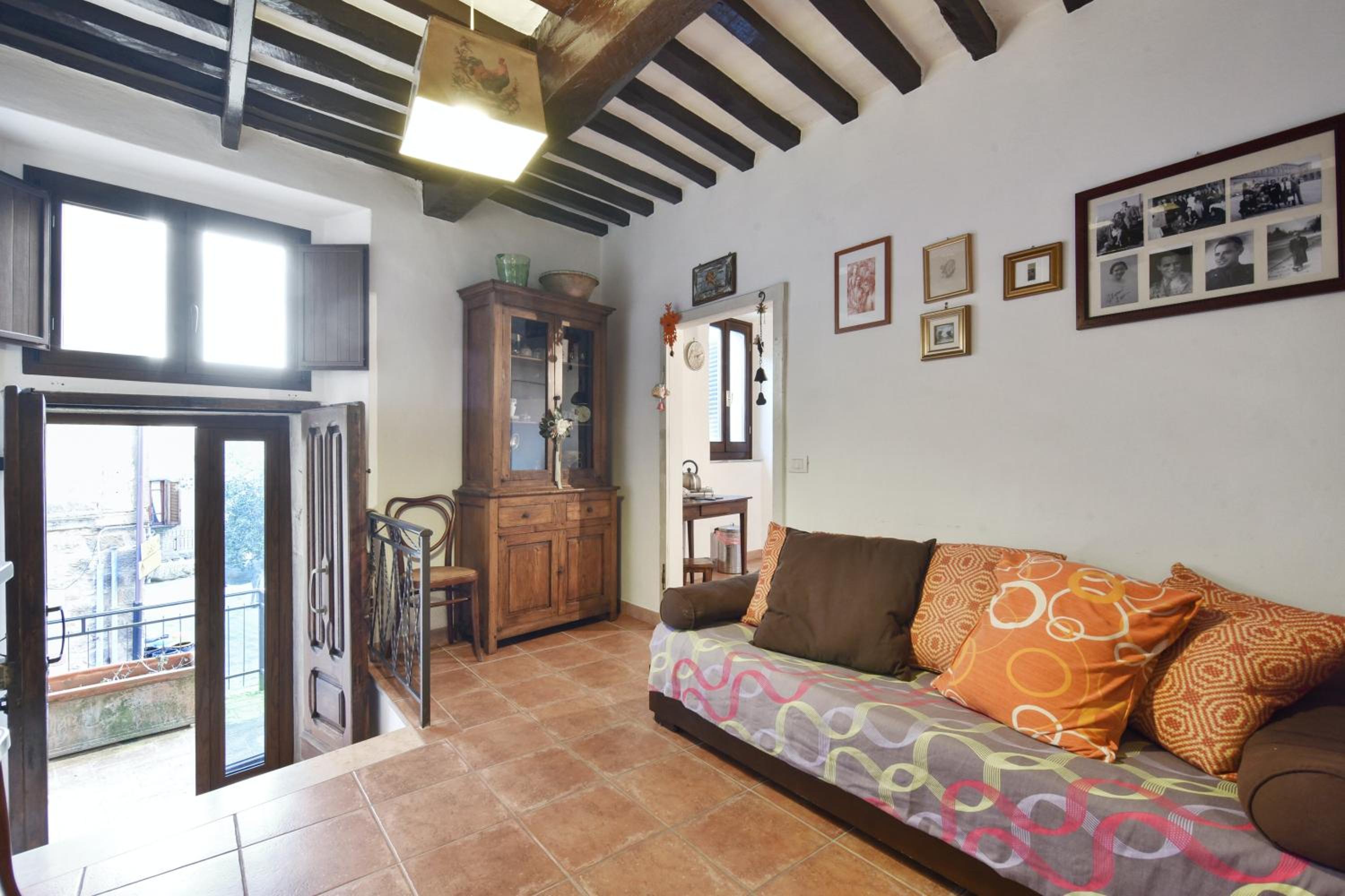 Charming Apartment in Roccastrada 50 sqm photo 4