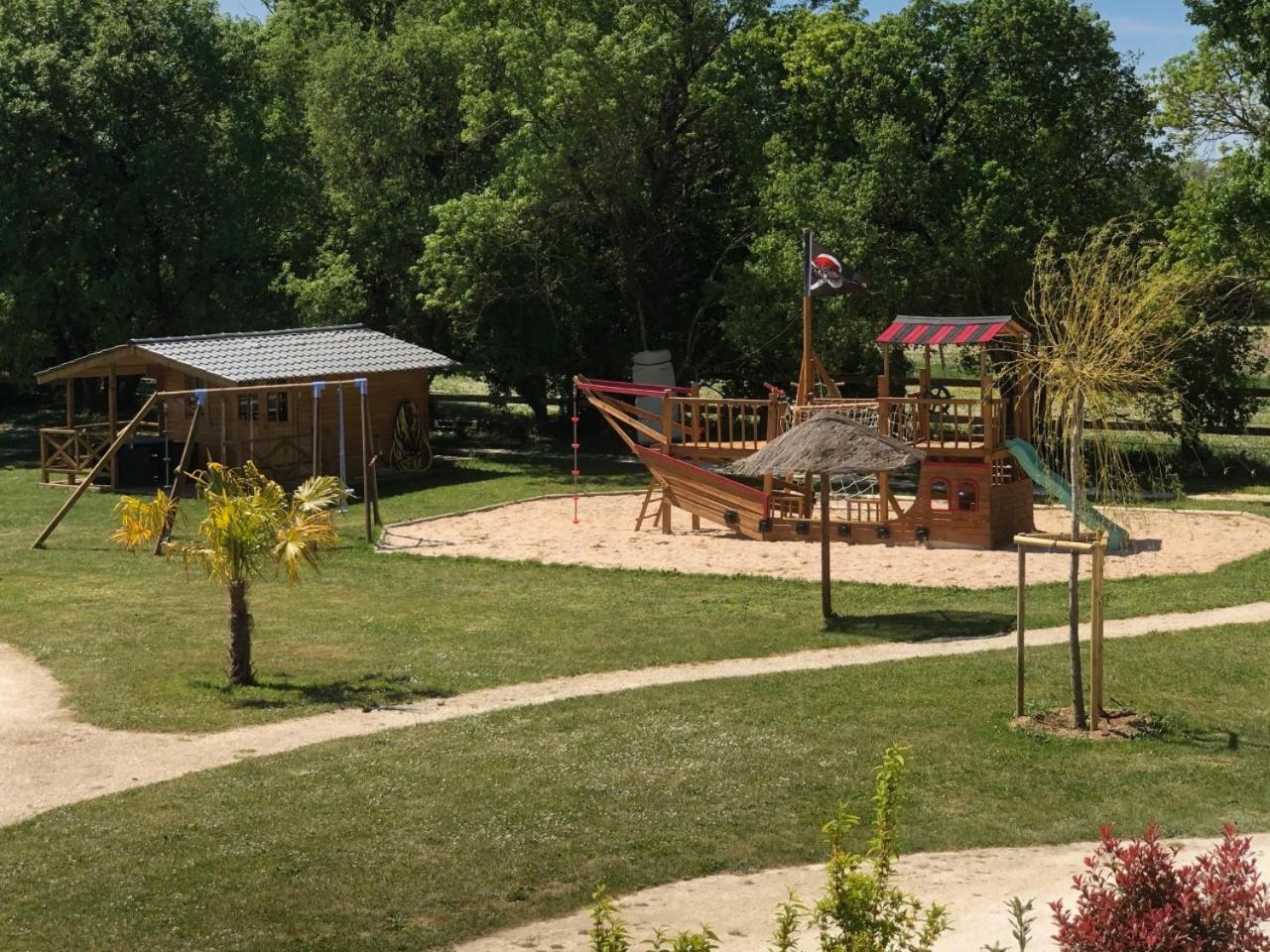 Charmante maison charentaise "BONHEUR" * 4 pers