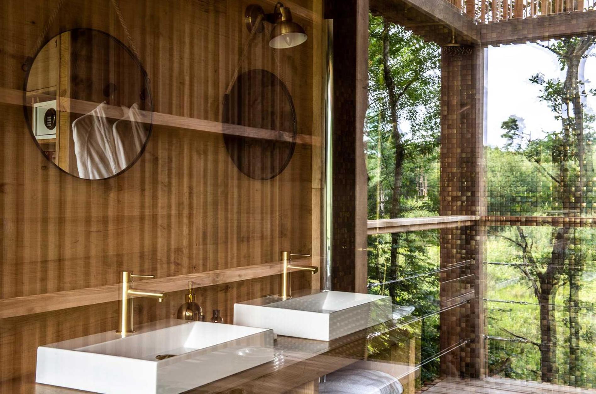 Loire Valley Lodges - Hotel 29