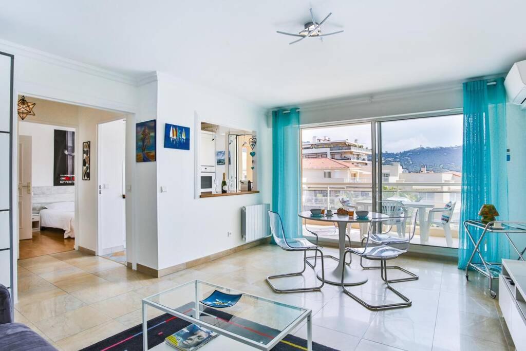 Bright One BDRM Apartment A/C-Swimming Pool/Congress by Olidesi