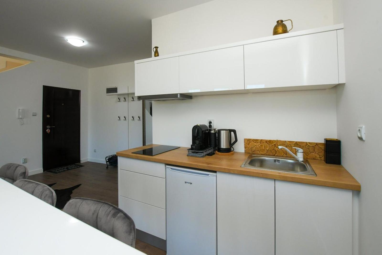 Central Apartments view 5