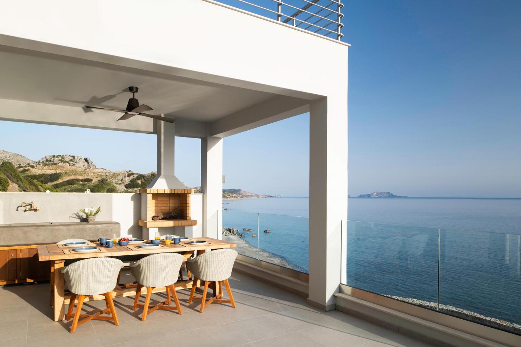 Rozites Luxury Beachfront Villa