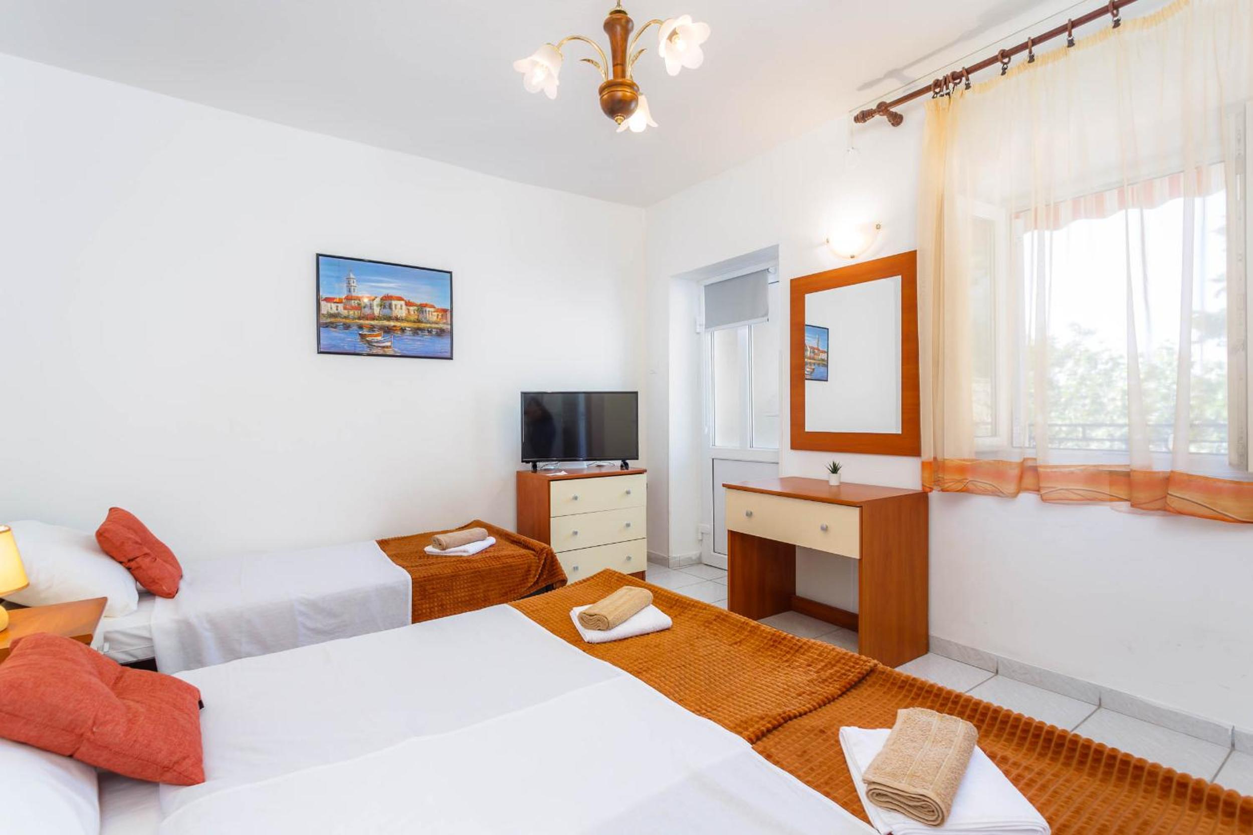 Apartment Mirela view 4