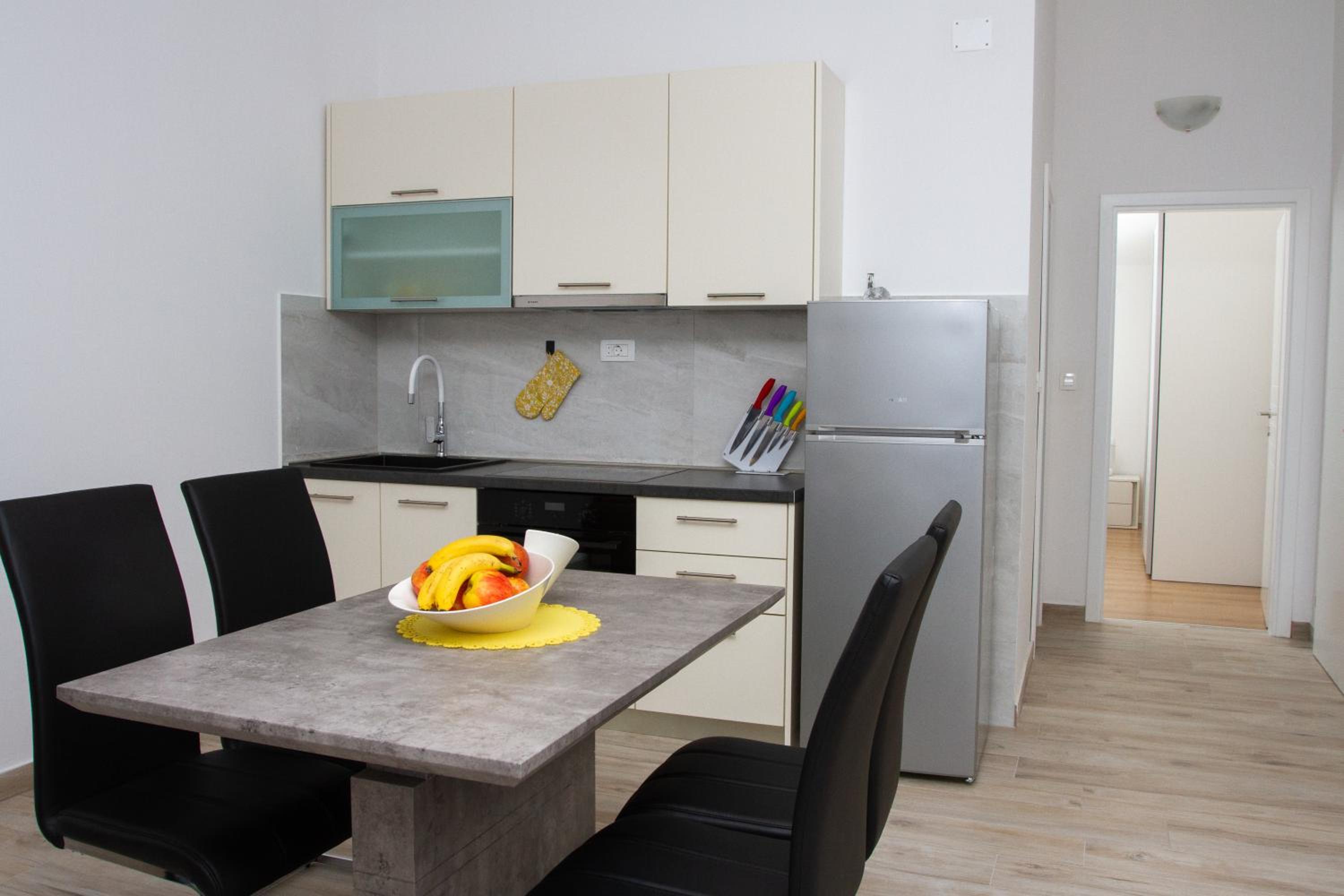 Unforgettable sea view apartments Bakota view 3