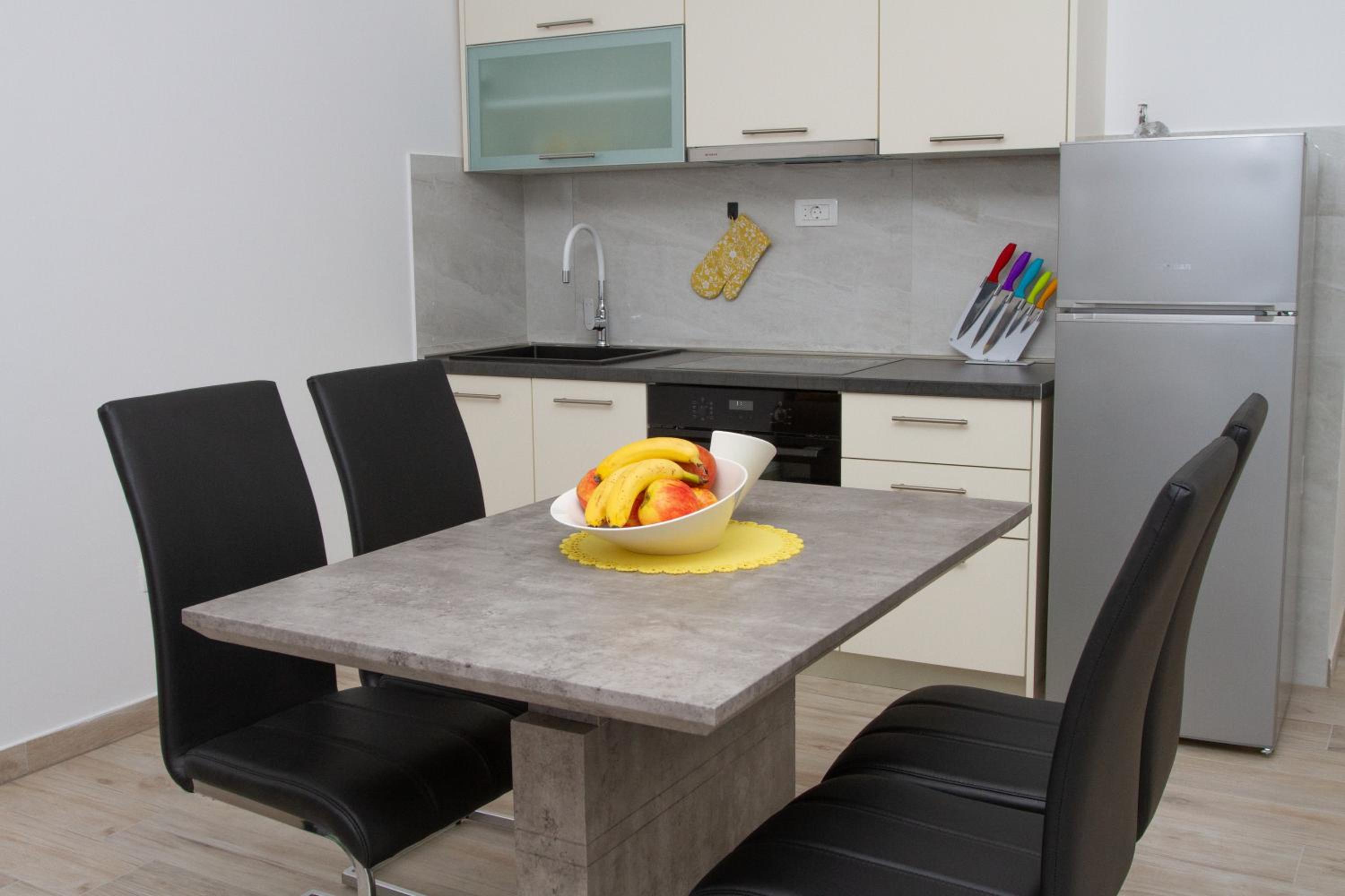 Unforgettable sea view apartments Bakota view 4