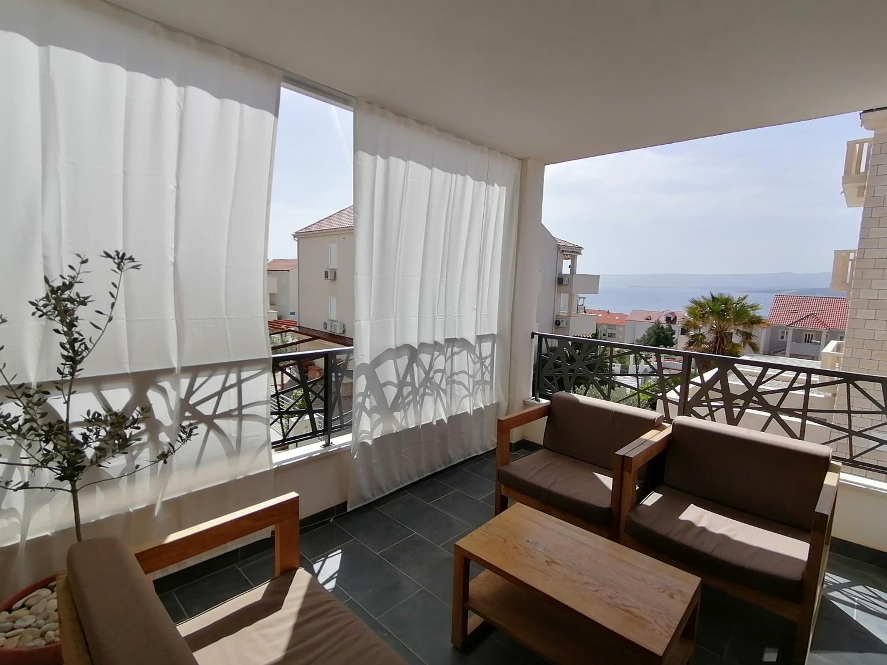 L & L Apartmani view 2