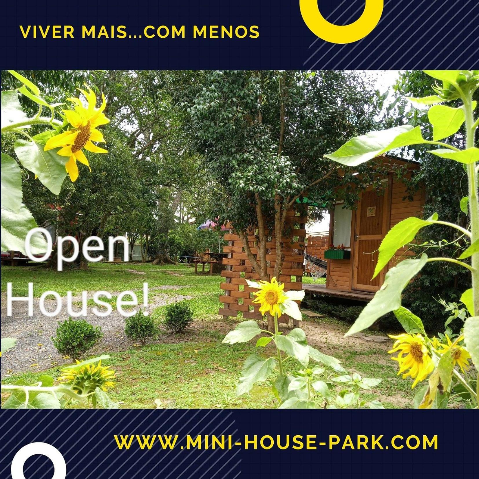 Mini House Park
