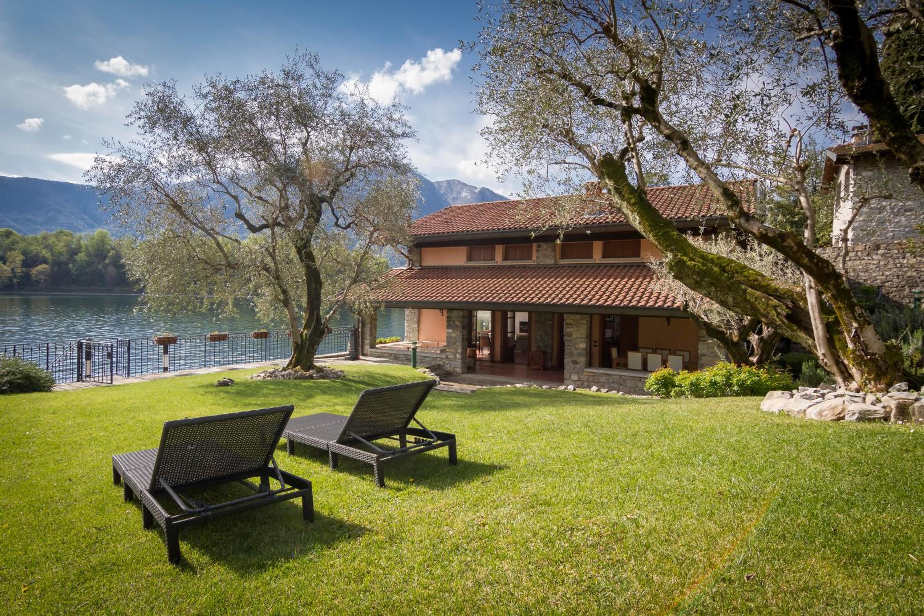 Villa Anna Enchanting view on Isola Comacina photo 1