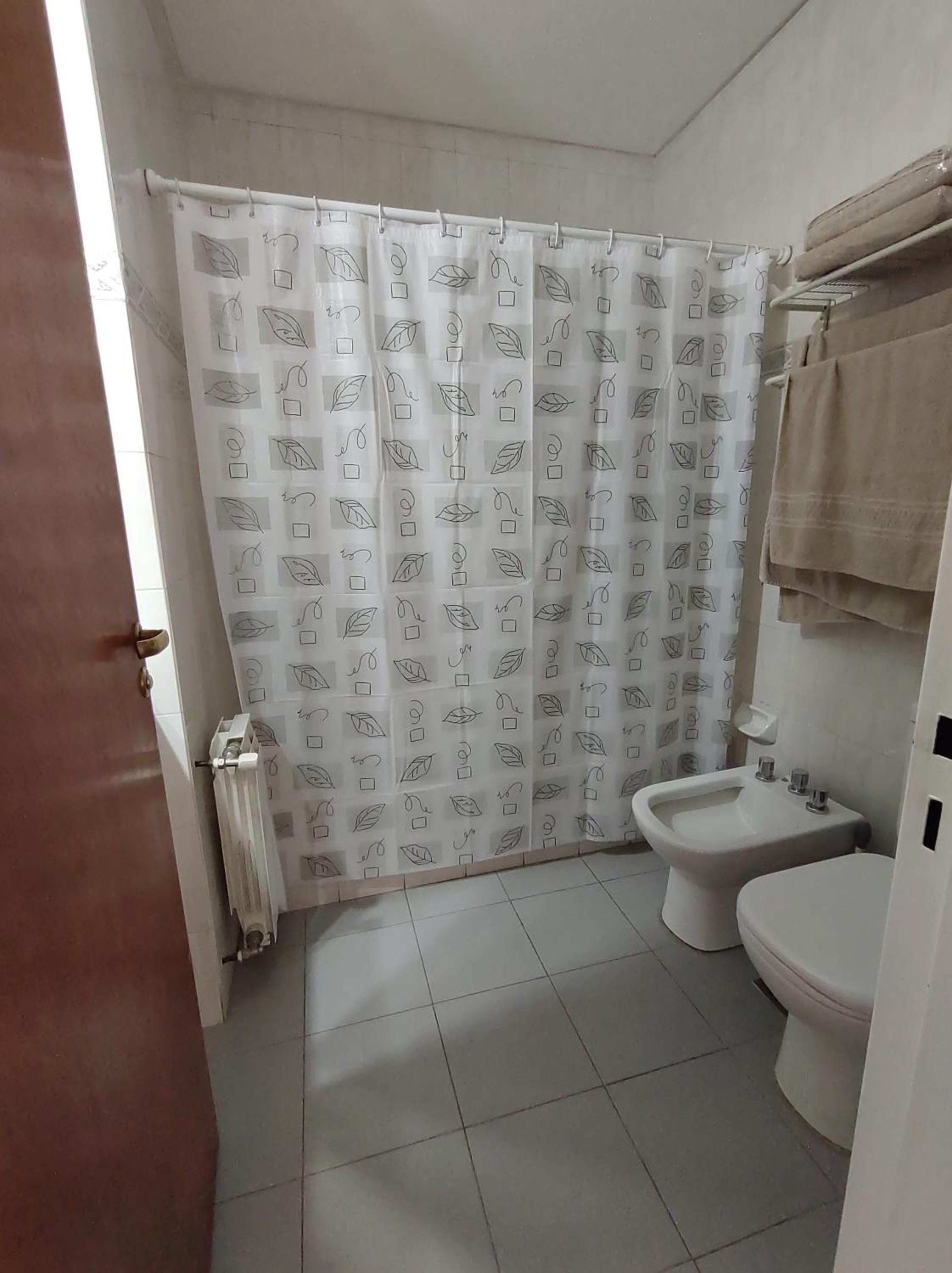 DEPARTAMENTO EN MICROCENTRO CON COCHERA