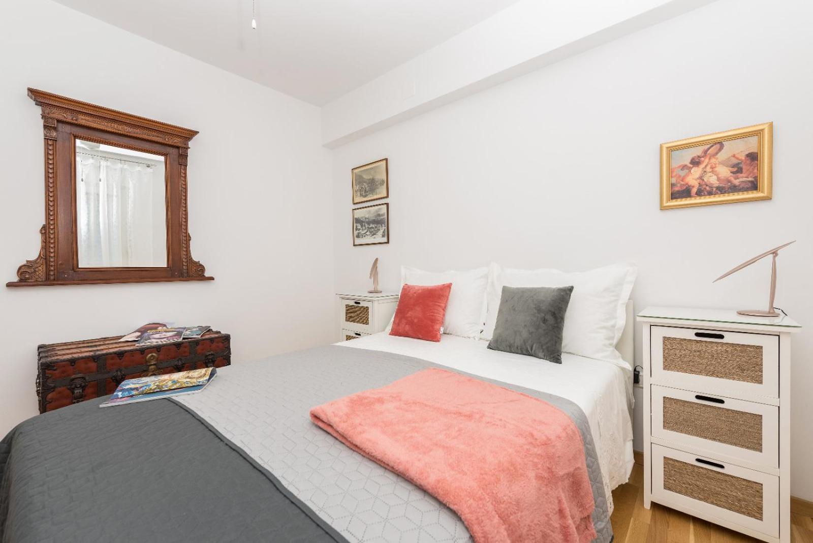 EAST SIDE deluxe suite view 5