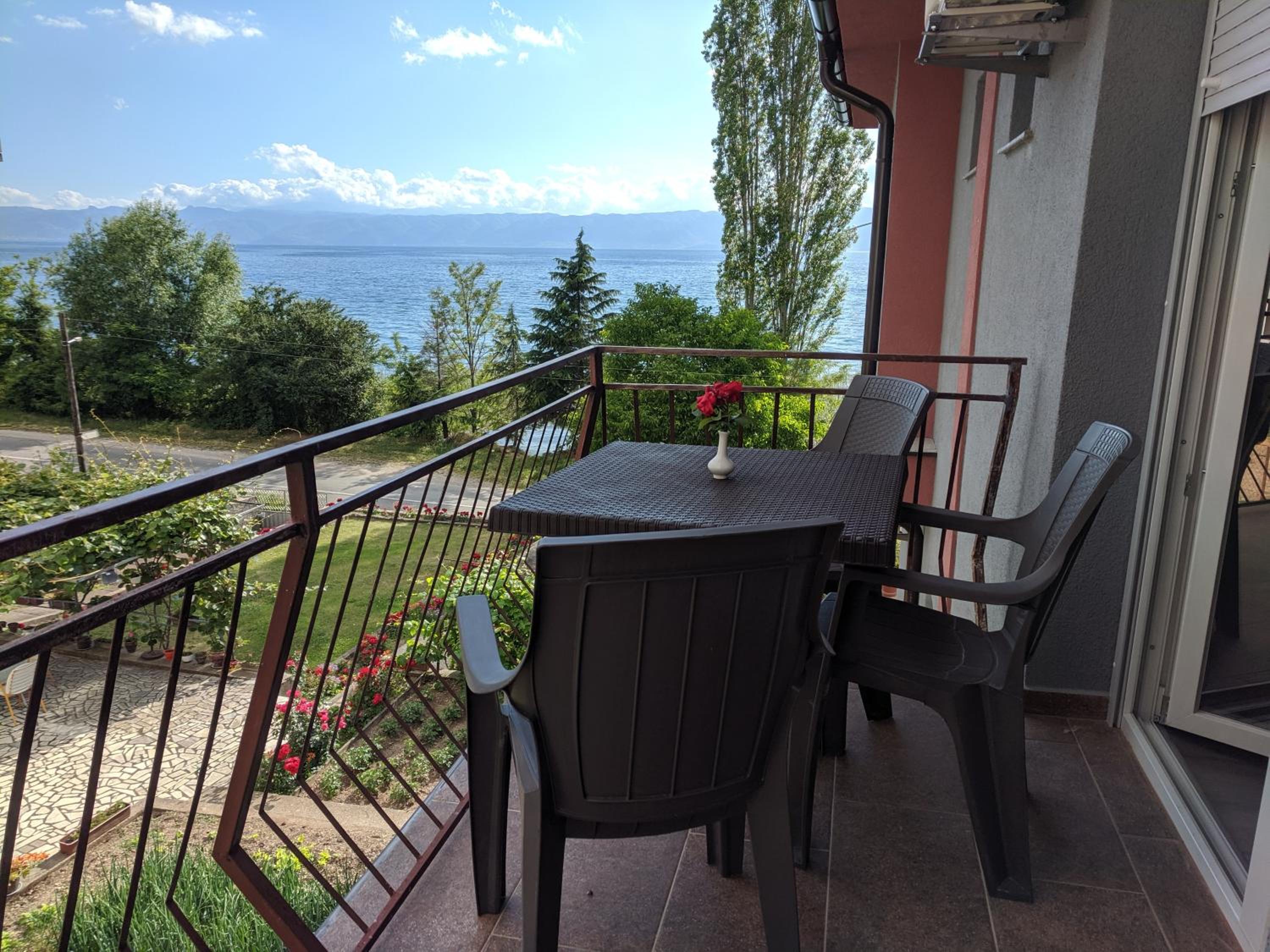Ajkoski Apartments Pestani view 4
