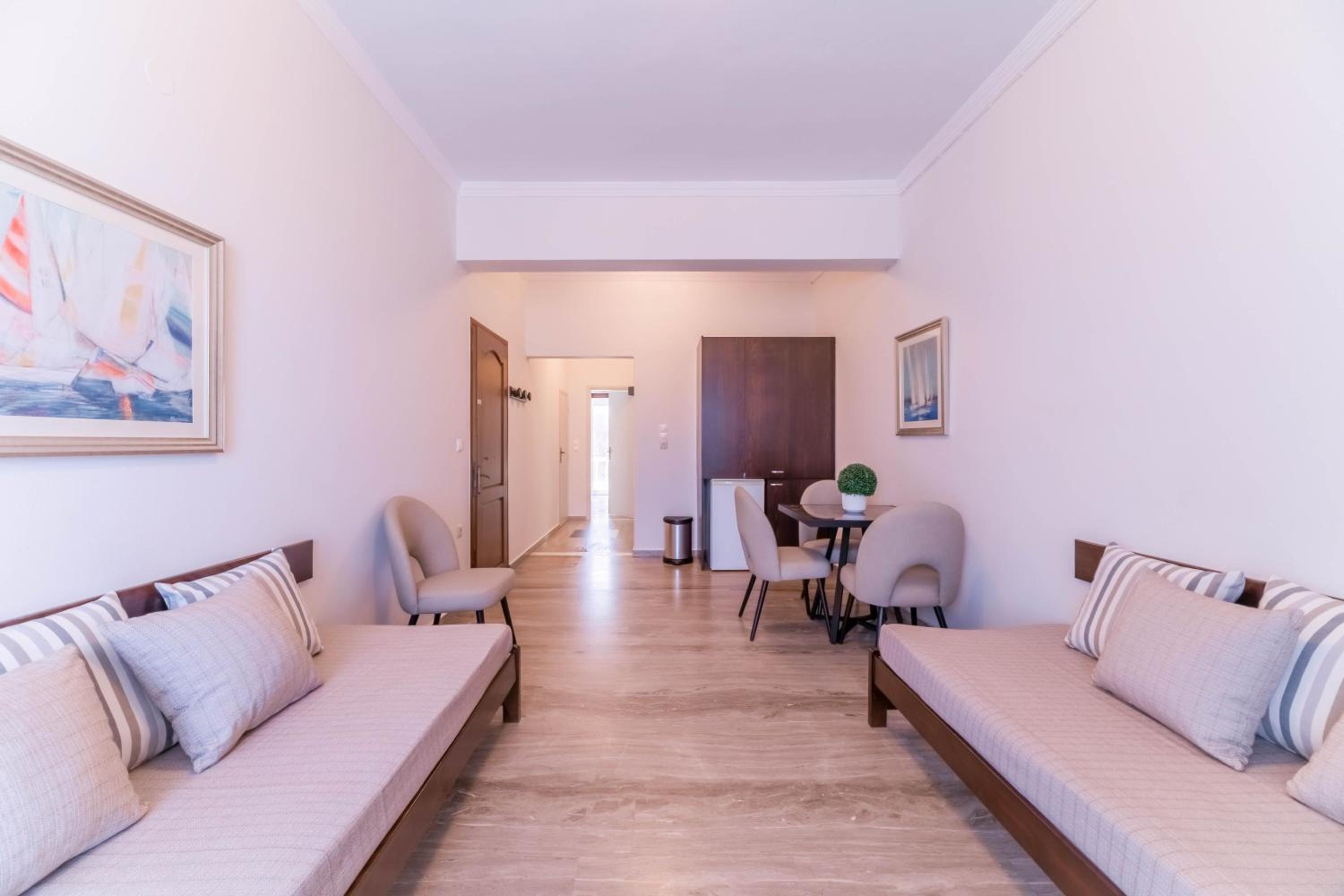 Kalamaki Mare Suites