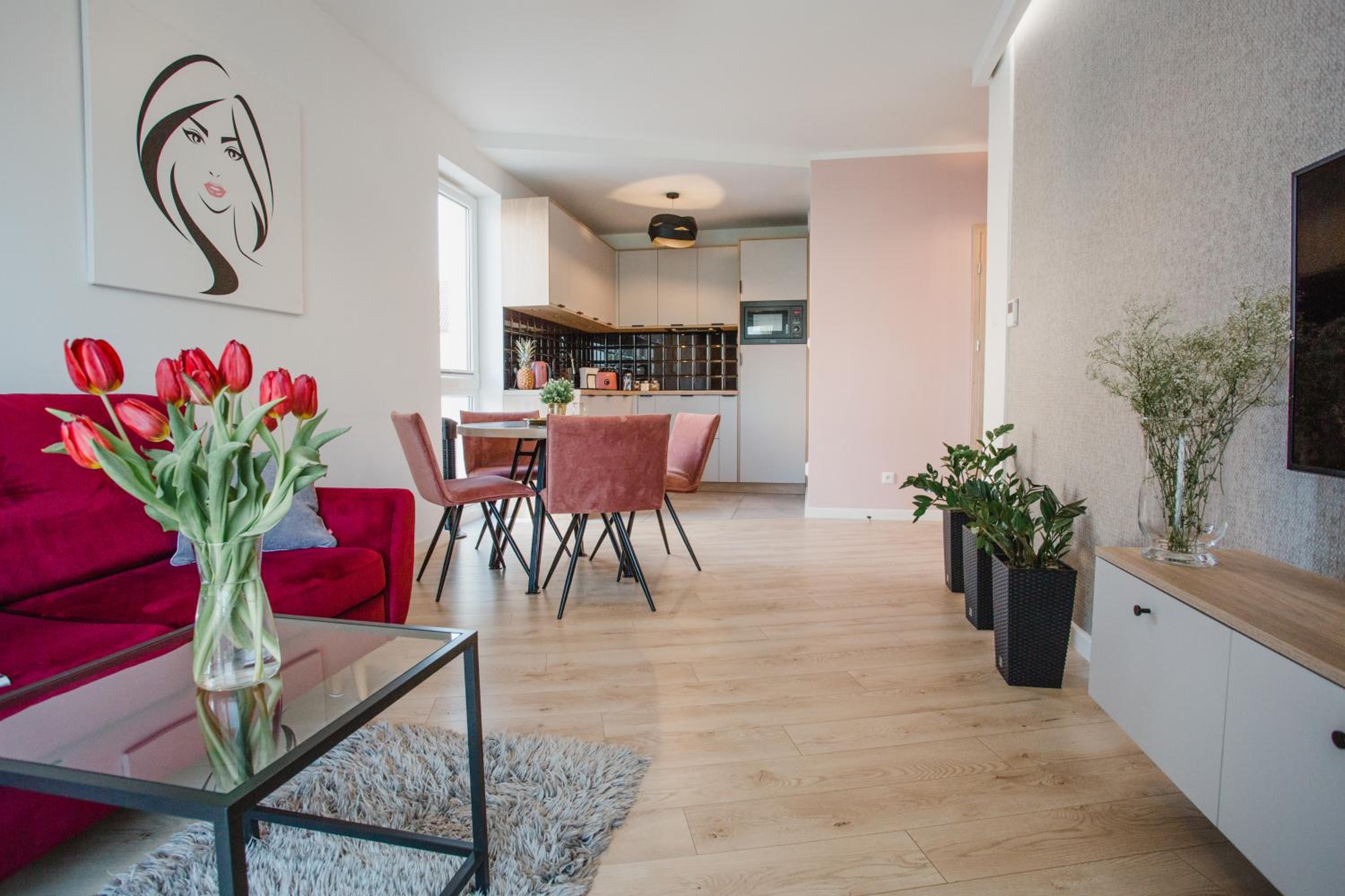 W&K Apartments White&Grey