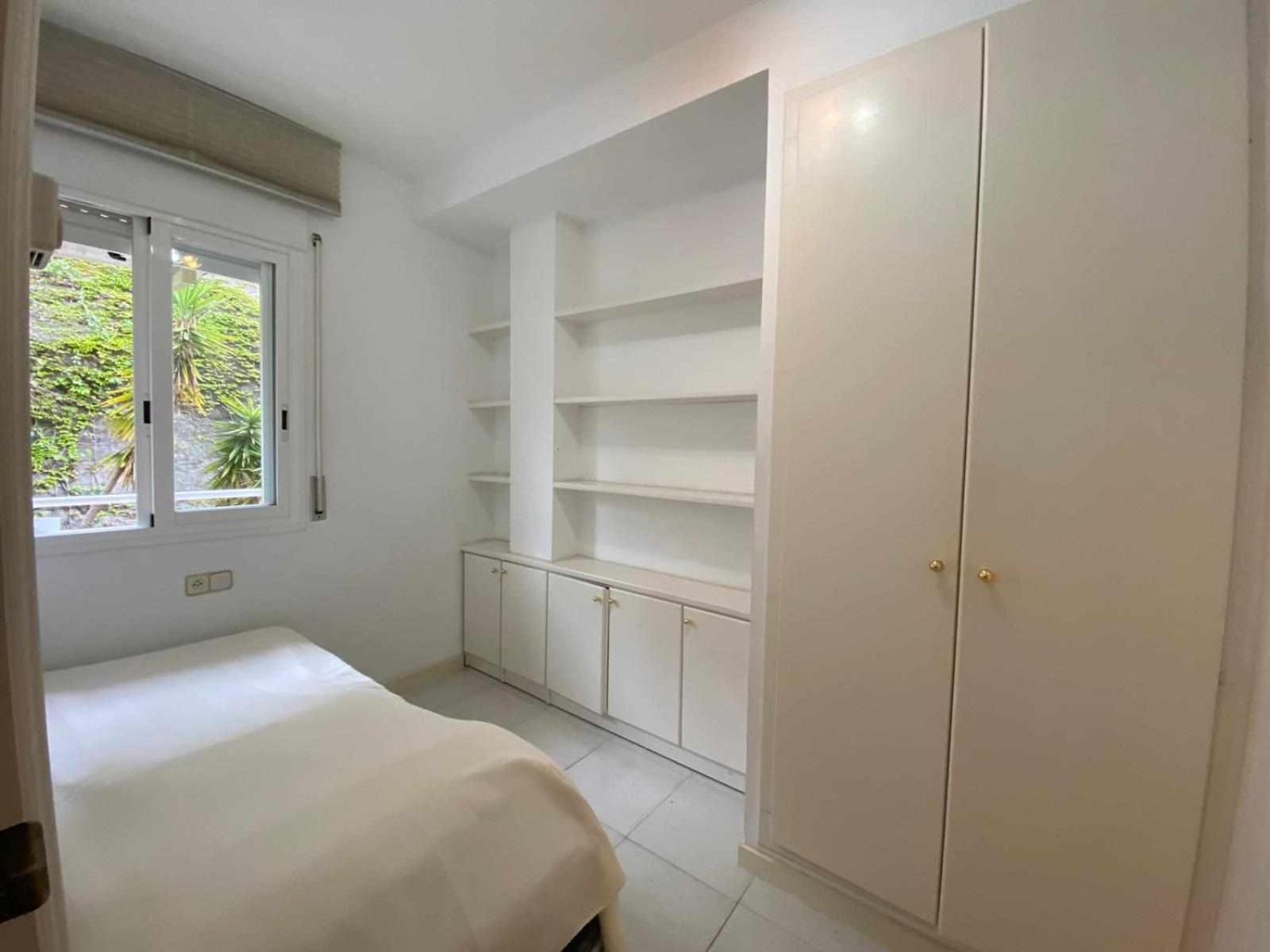 Nautic wifi Parking y a 150 metros de la playa view 5