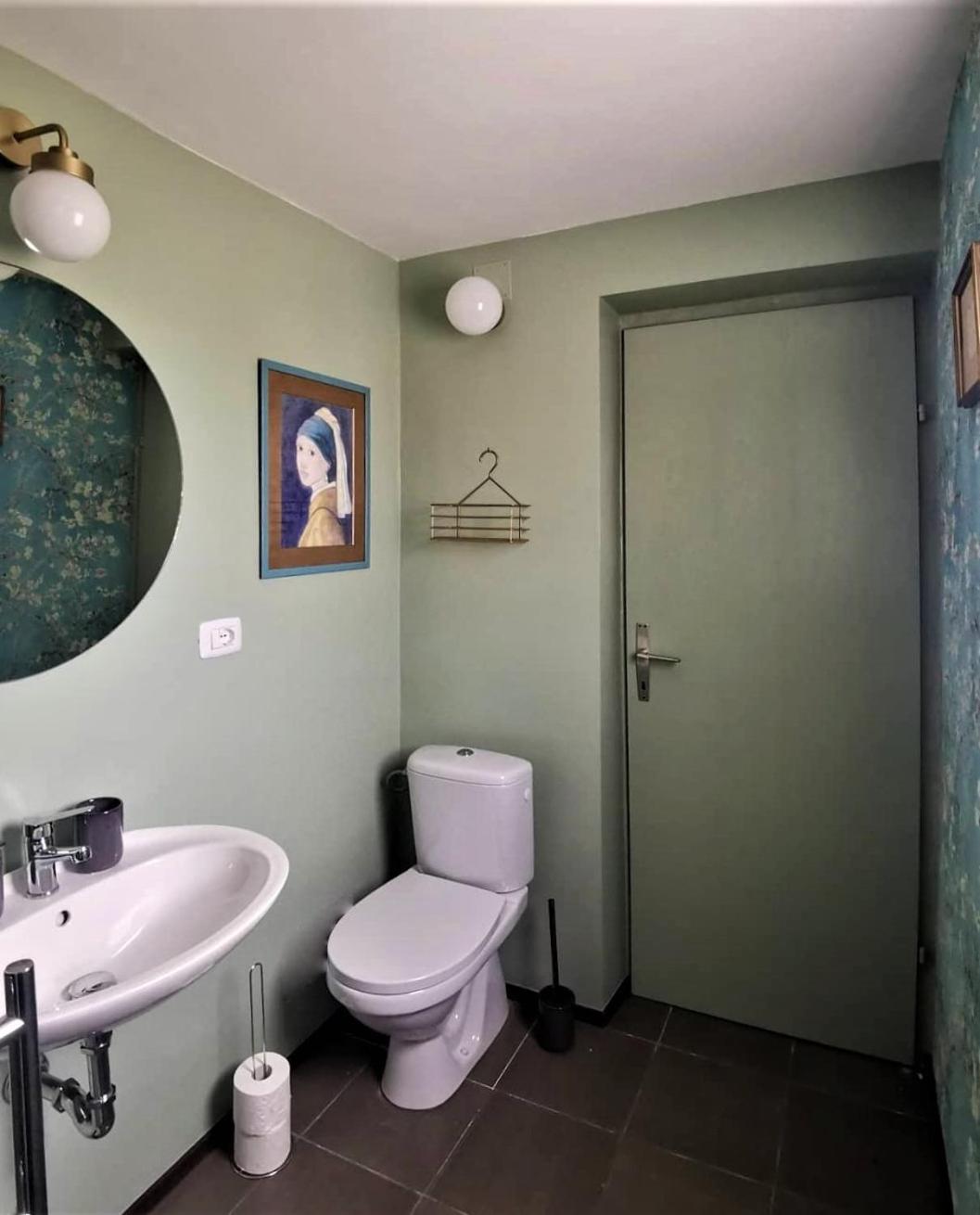 Photo 33