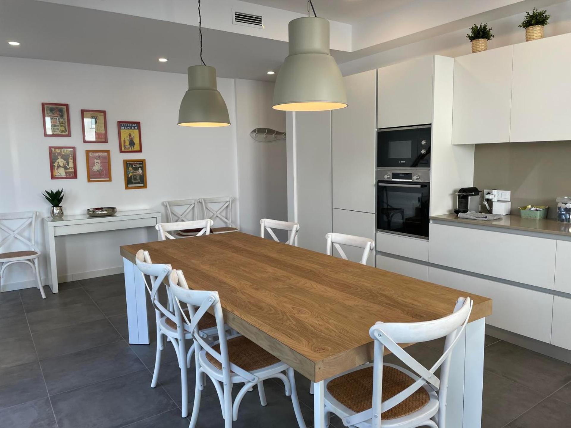 F-1 LLAFRANC 8 PaX photo 4