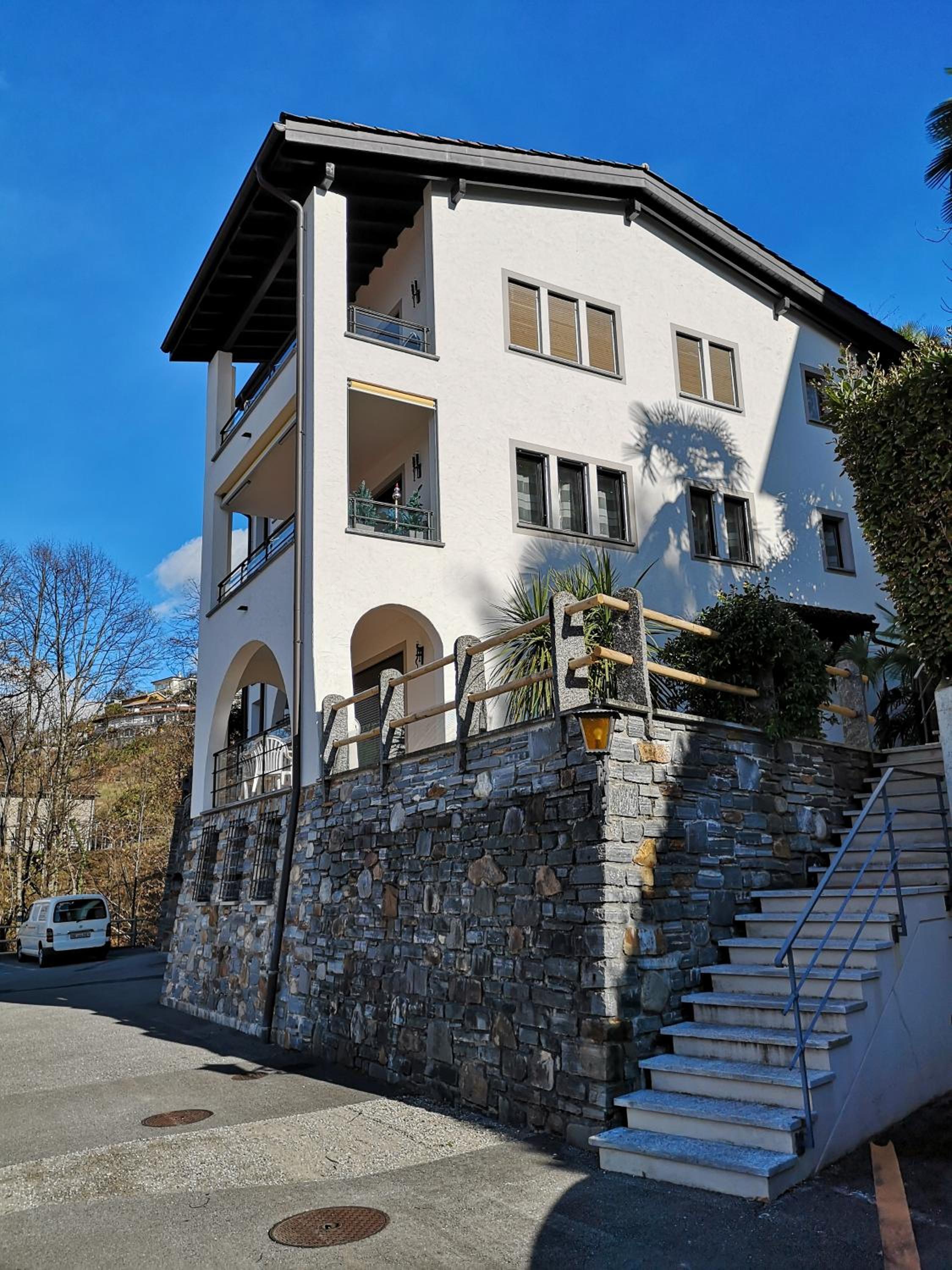 1 Zimmer Apartment mit Seesicht und Pool view 4