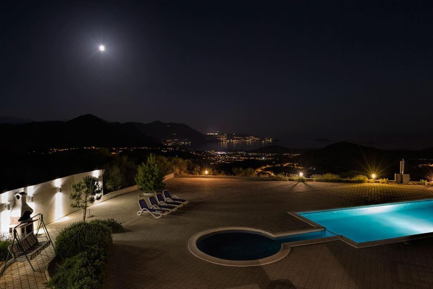 Apartment "The View" near Dubrovnik view 3