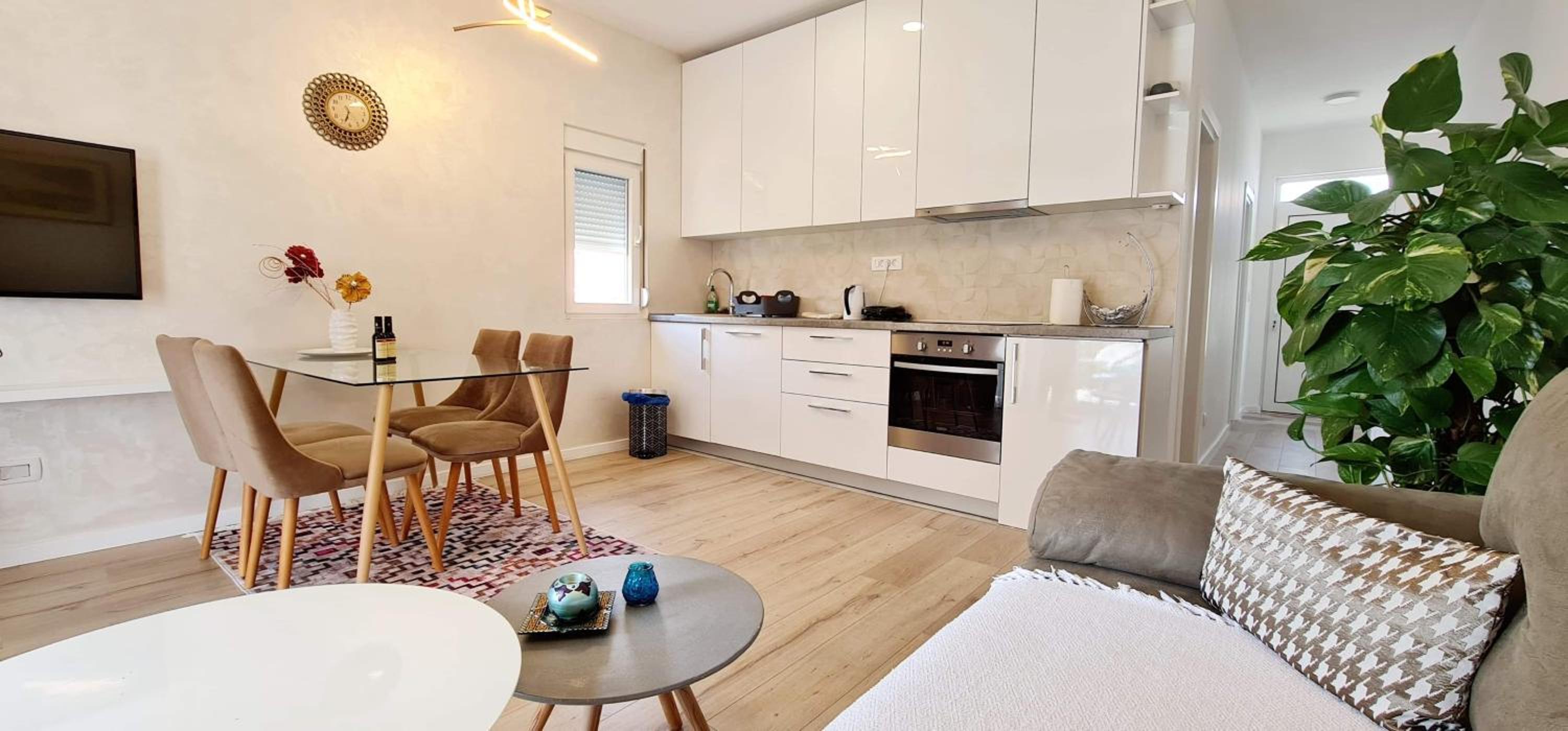 Apartments Tivat